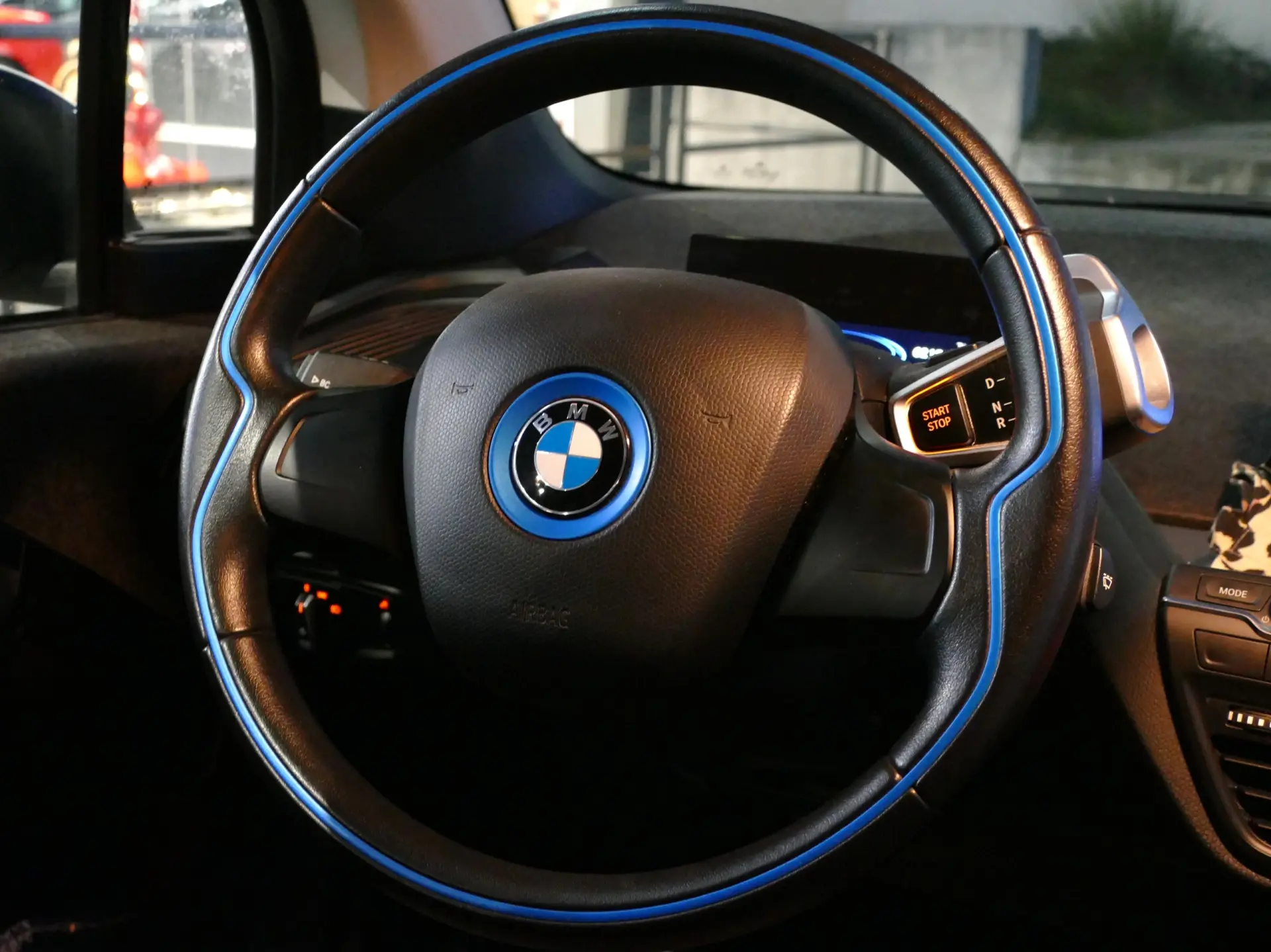 BMW i3 120Ah 27
