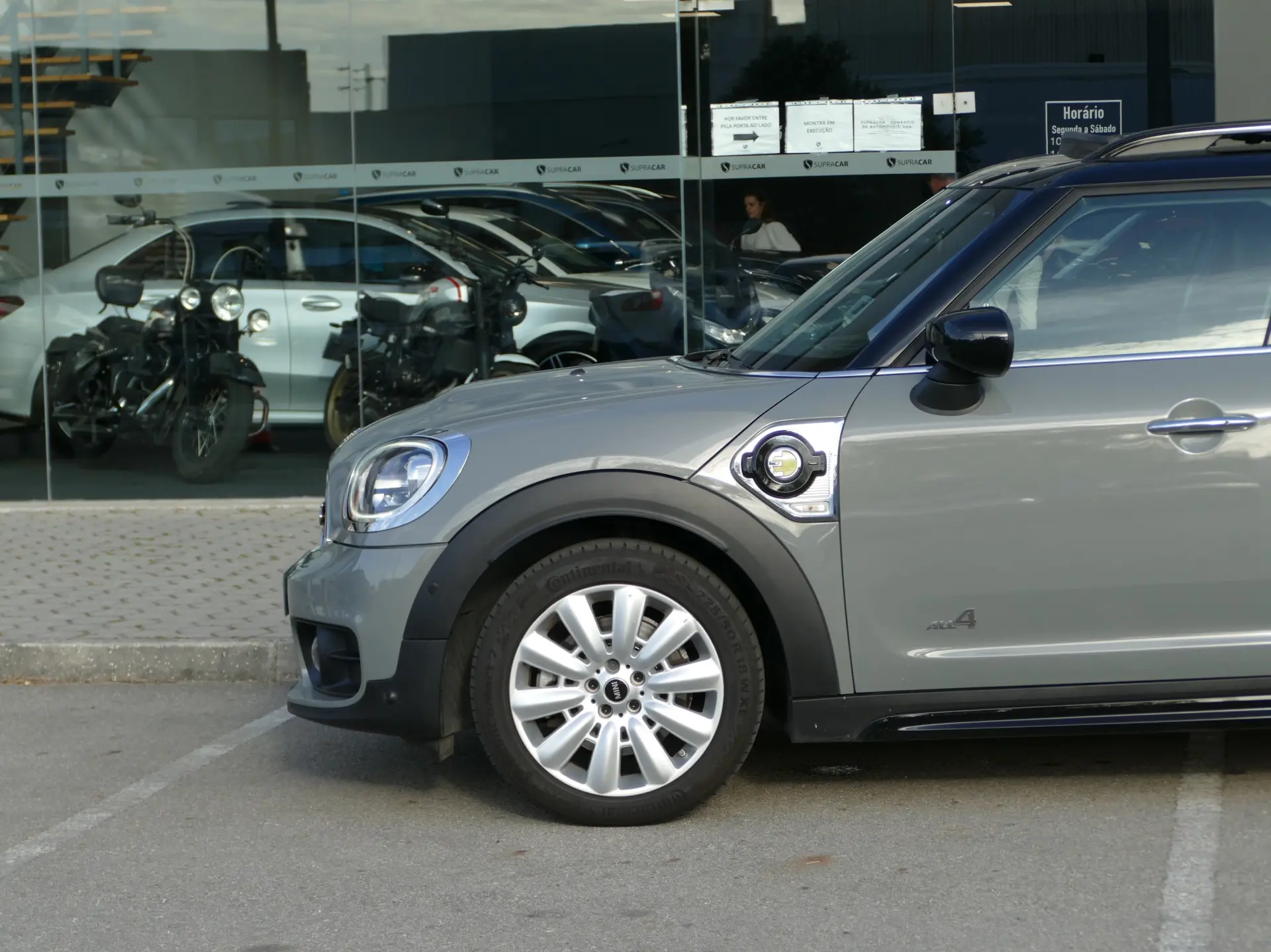 MINI Countryman Cooper SE ALL4 Auto 17