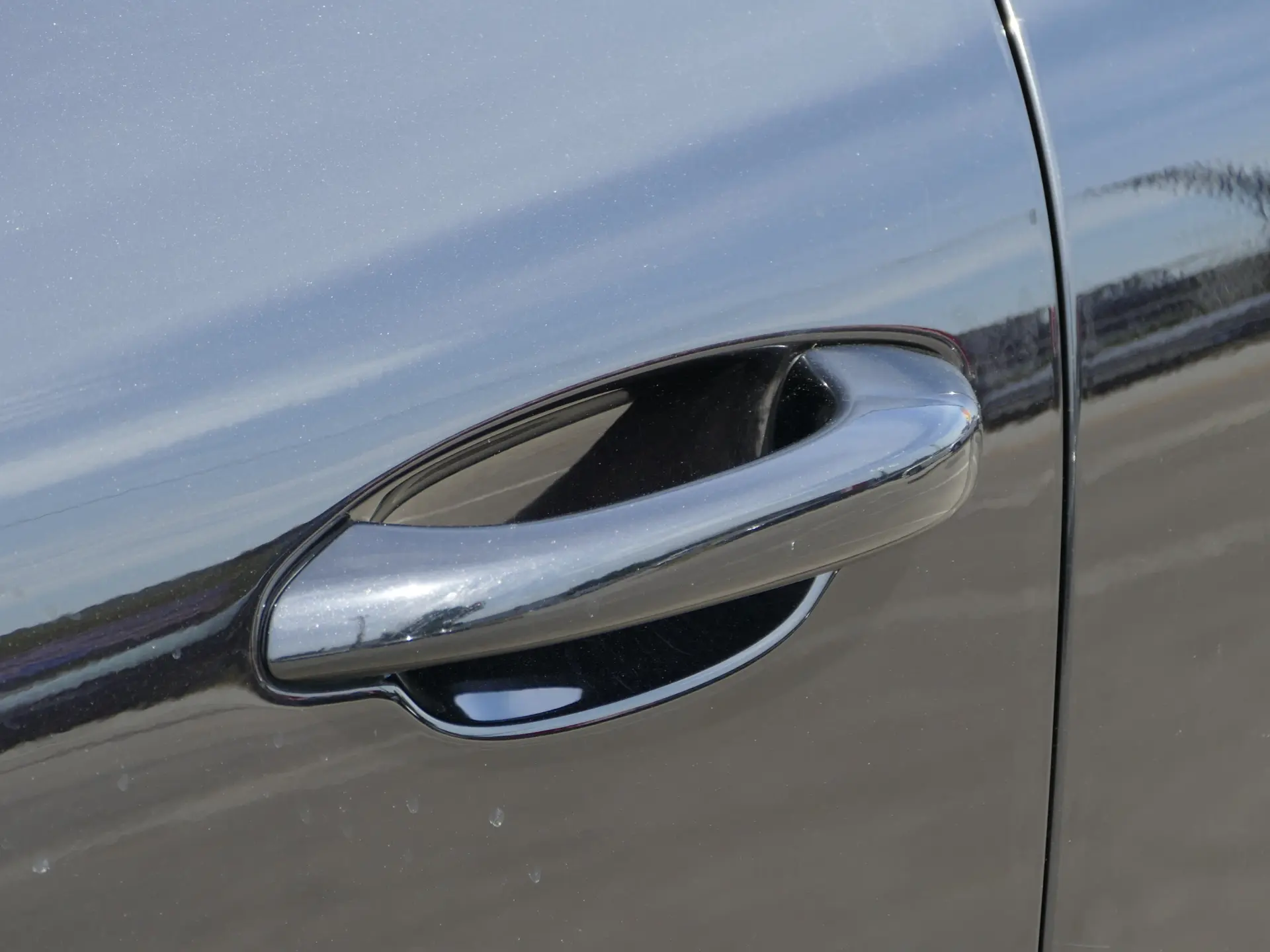 Porsche Macan S 8