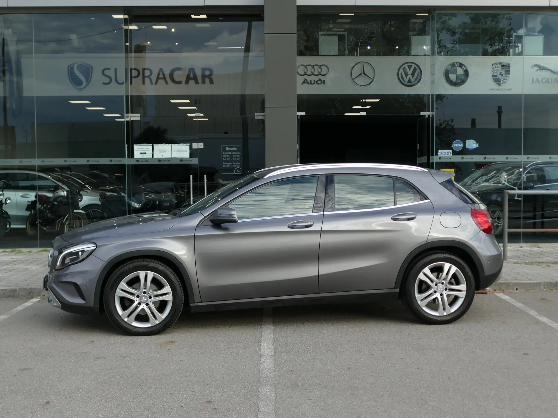 Mercedes-Benz GLA 180 CDi Urban 34
