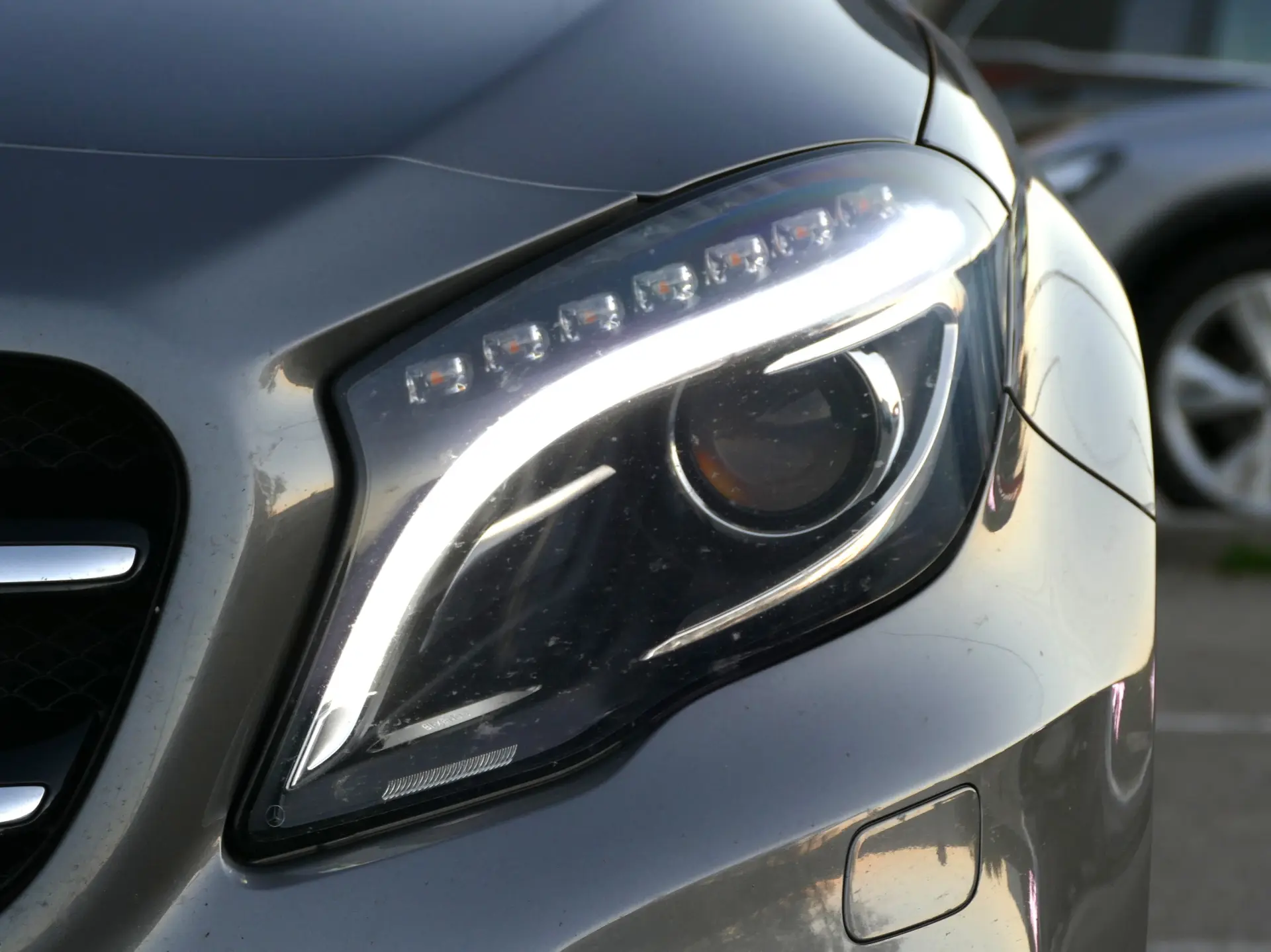 Mercedes-Benz GLA 220 d Urban 10