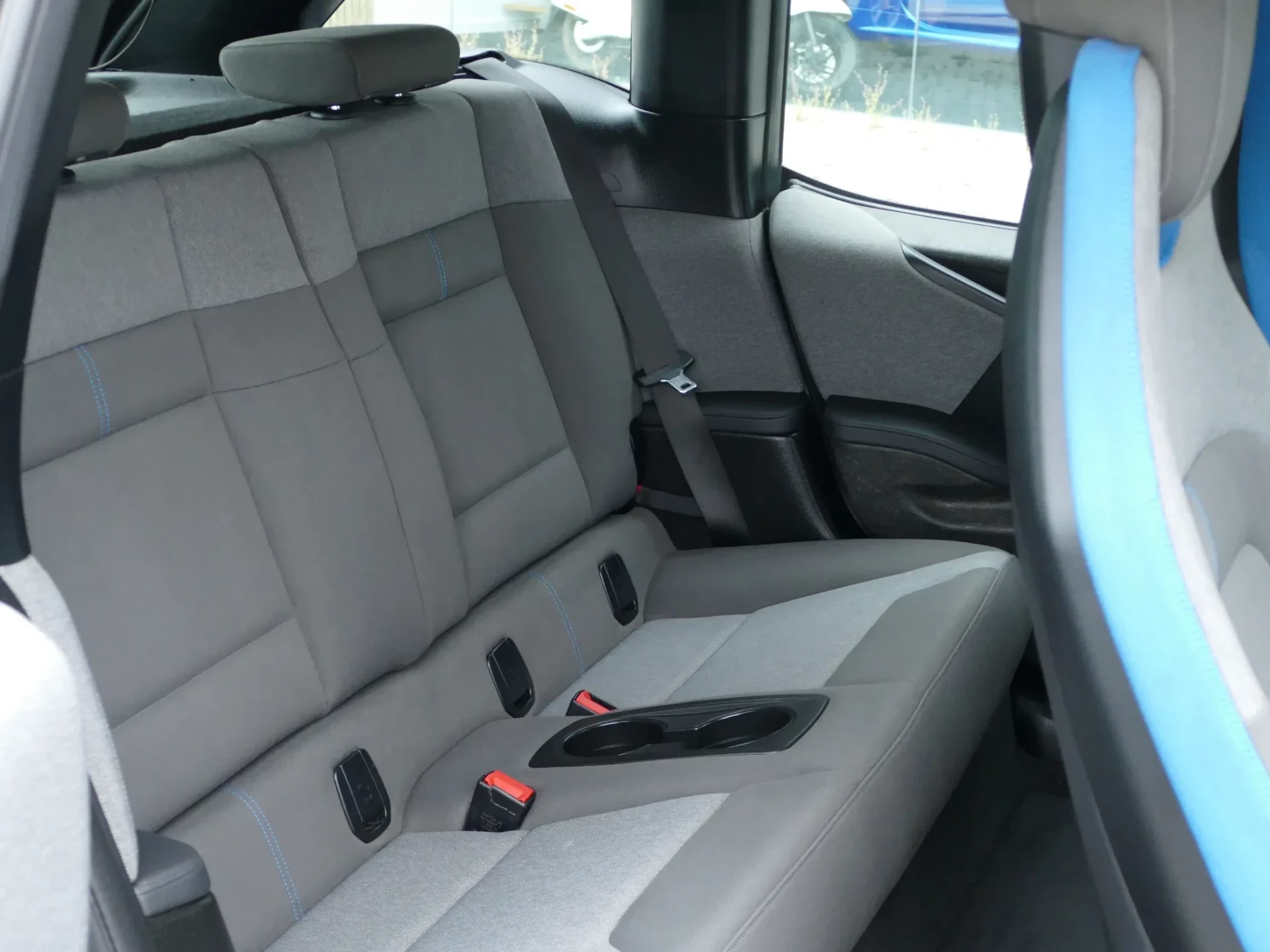BMW i3 120Ah 26