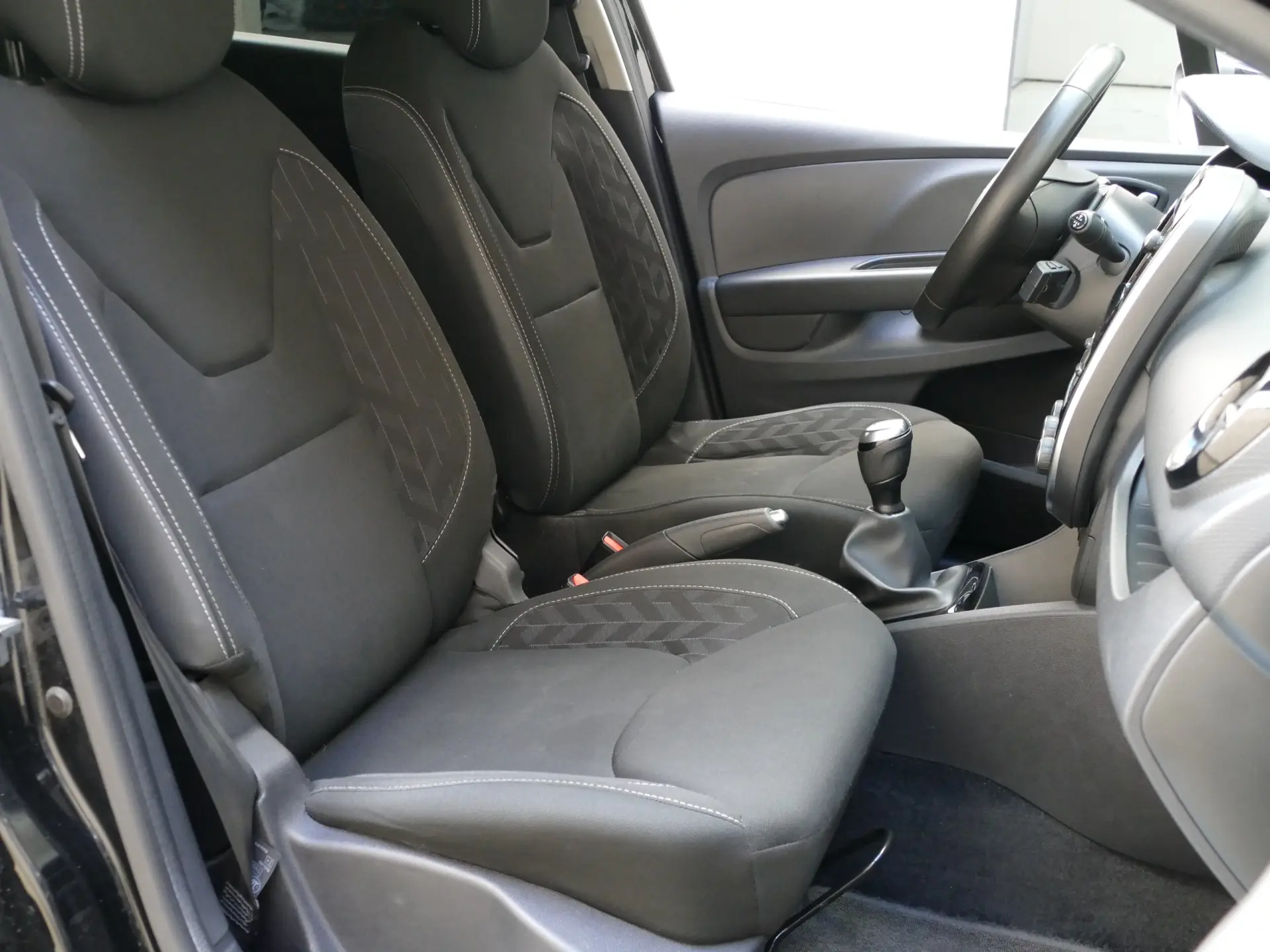 Renault Clio Sport Tourer 0.9 TCe Limited 26