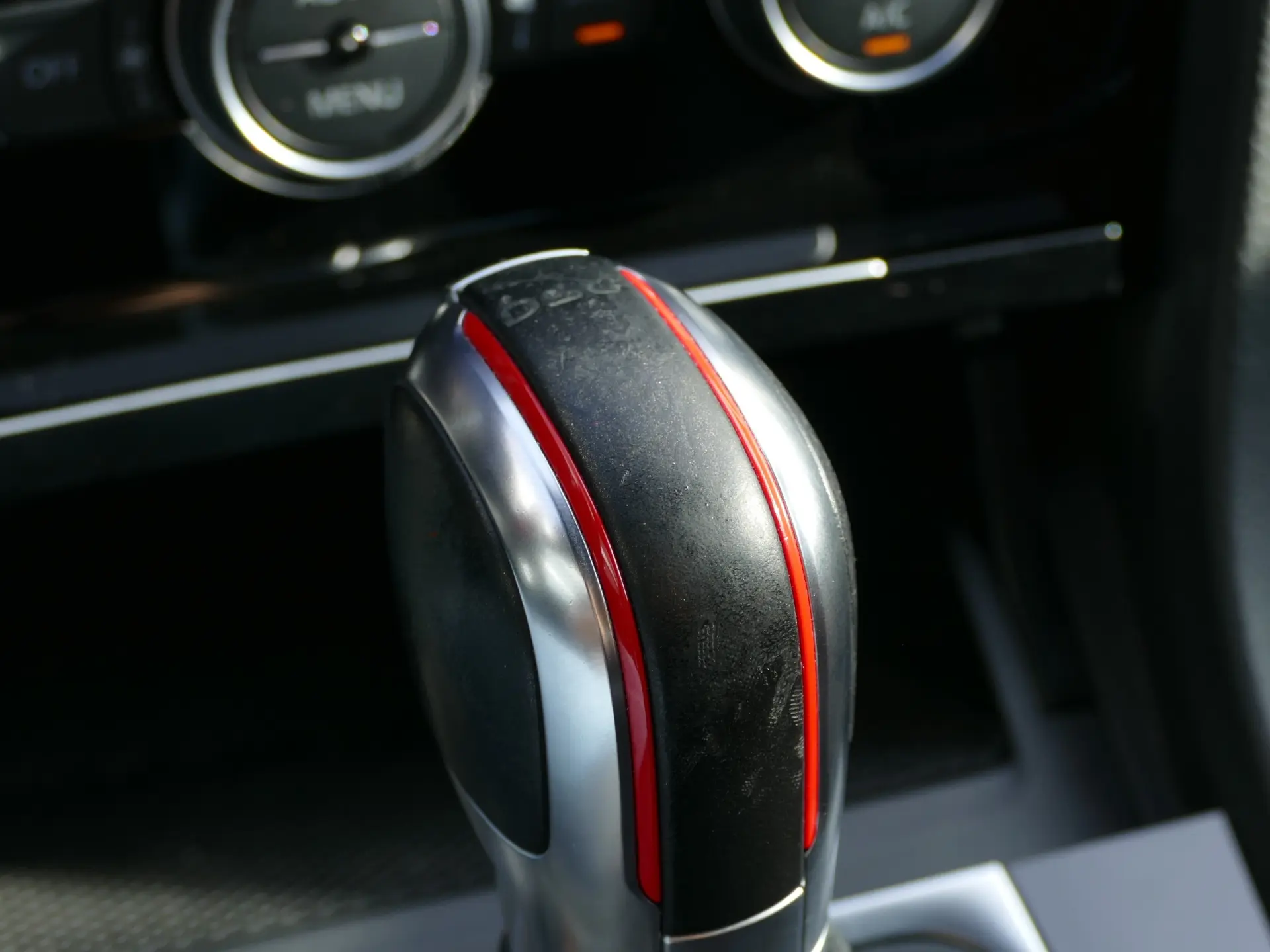 Volkswagen Golf 2.0 TSI GTi TCR DSG 25