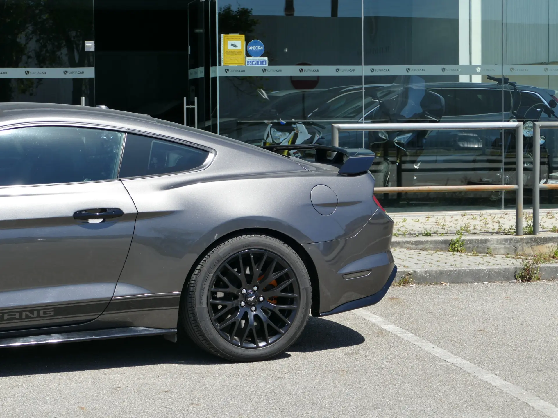 Ford Mustang GT Bullit 8