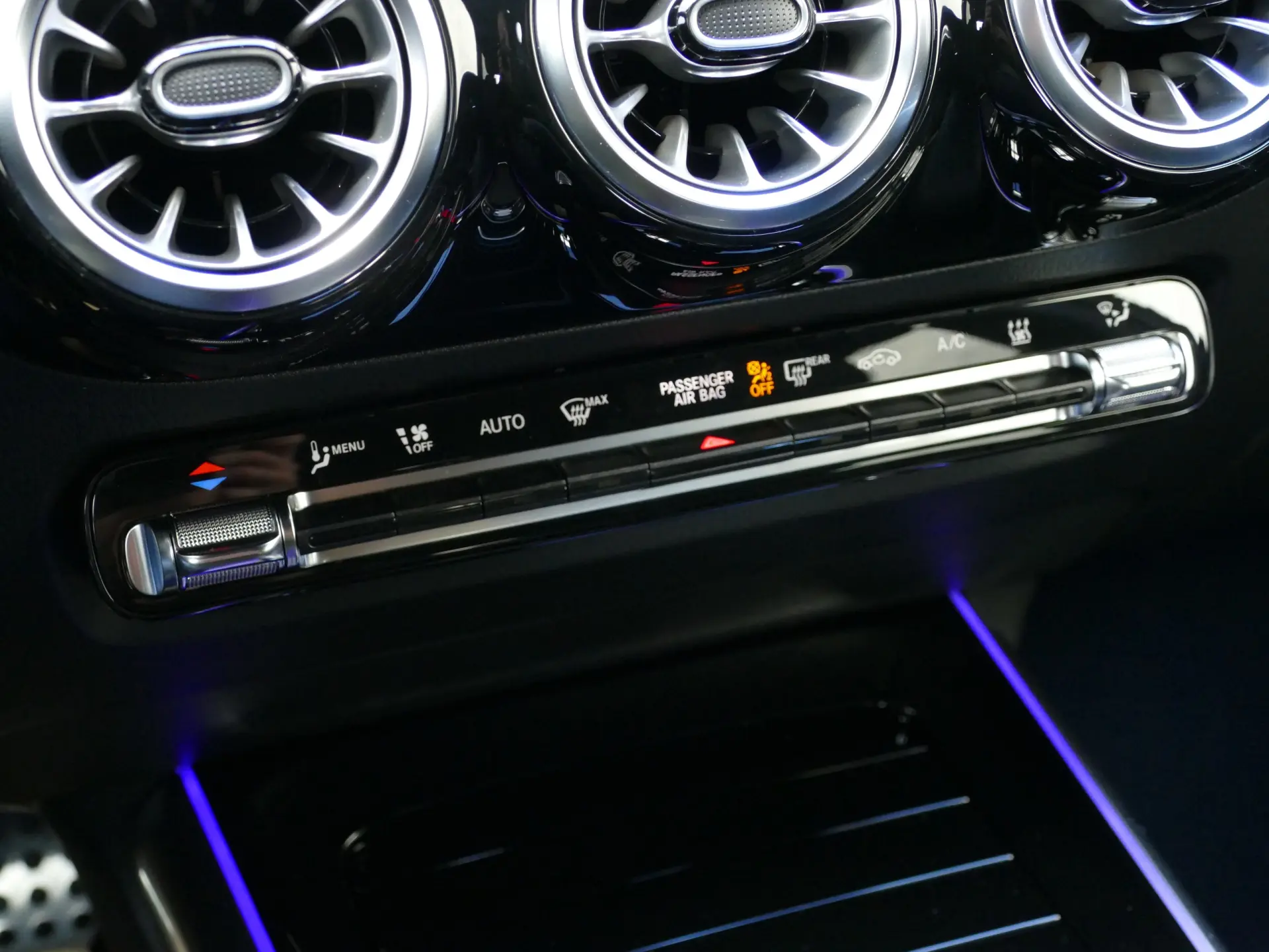 Mercedes-Benz GLA 250 e AMG Line 23