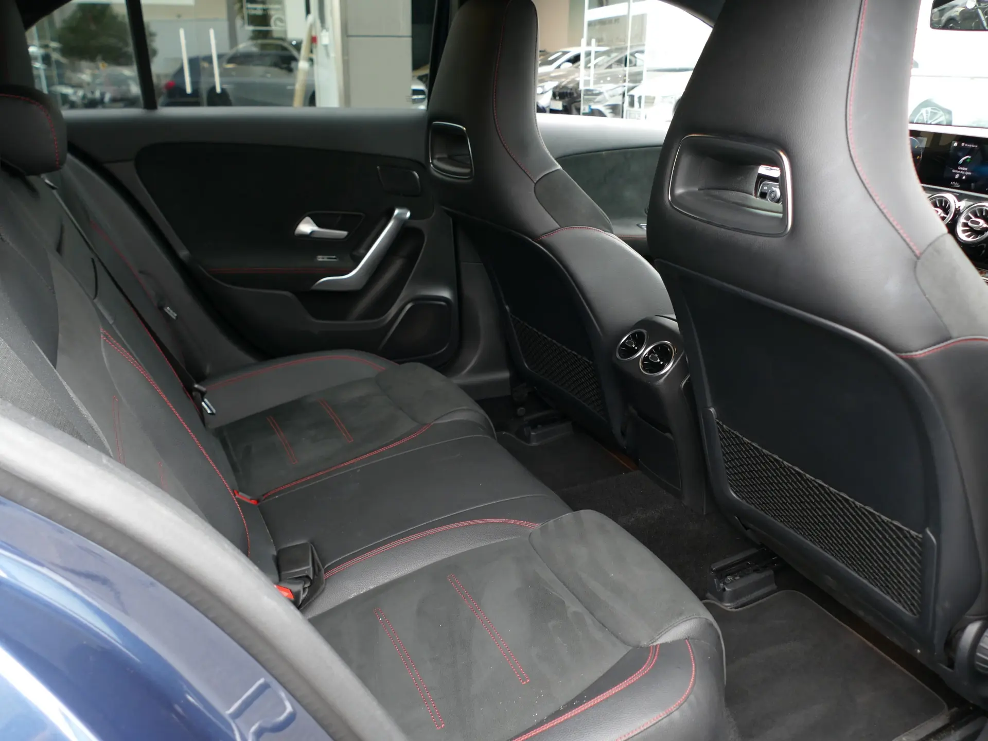 Mercedes-Benz A 180 d AMG Line Aut. 29