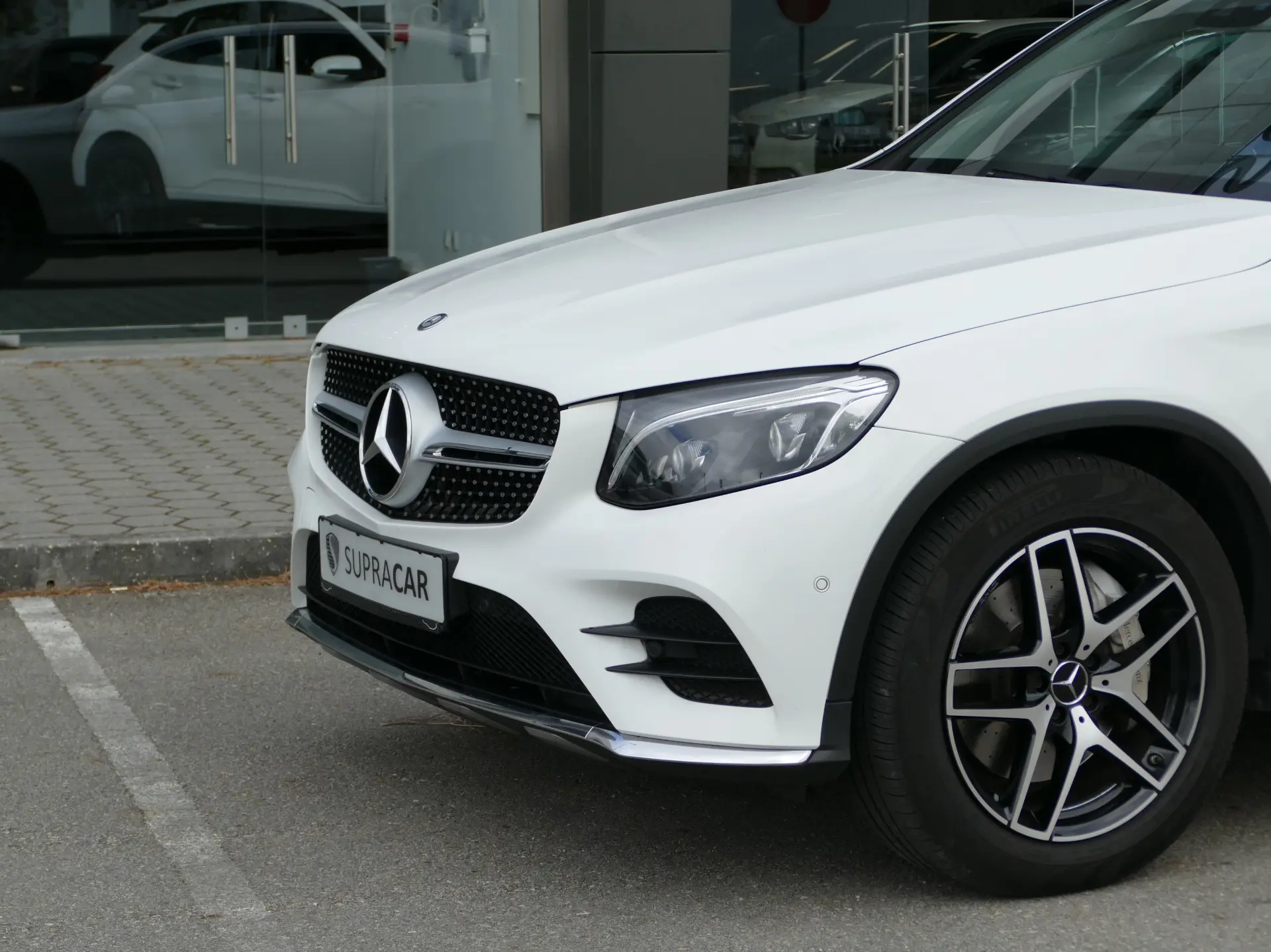 Mercedes-Benz GLC 220 d 4Matic 9G-TRONIC AMG Line 3