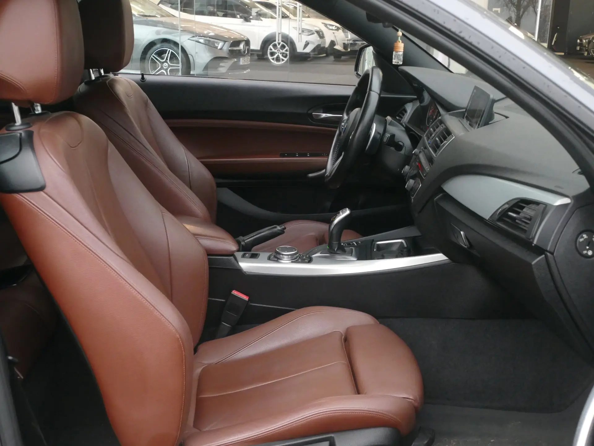 BMW 220 d Coupe Pack M Auto 27