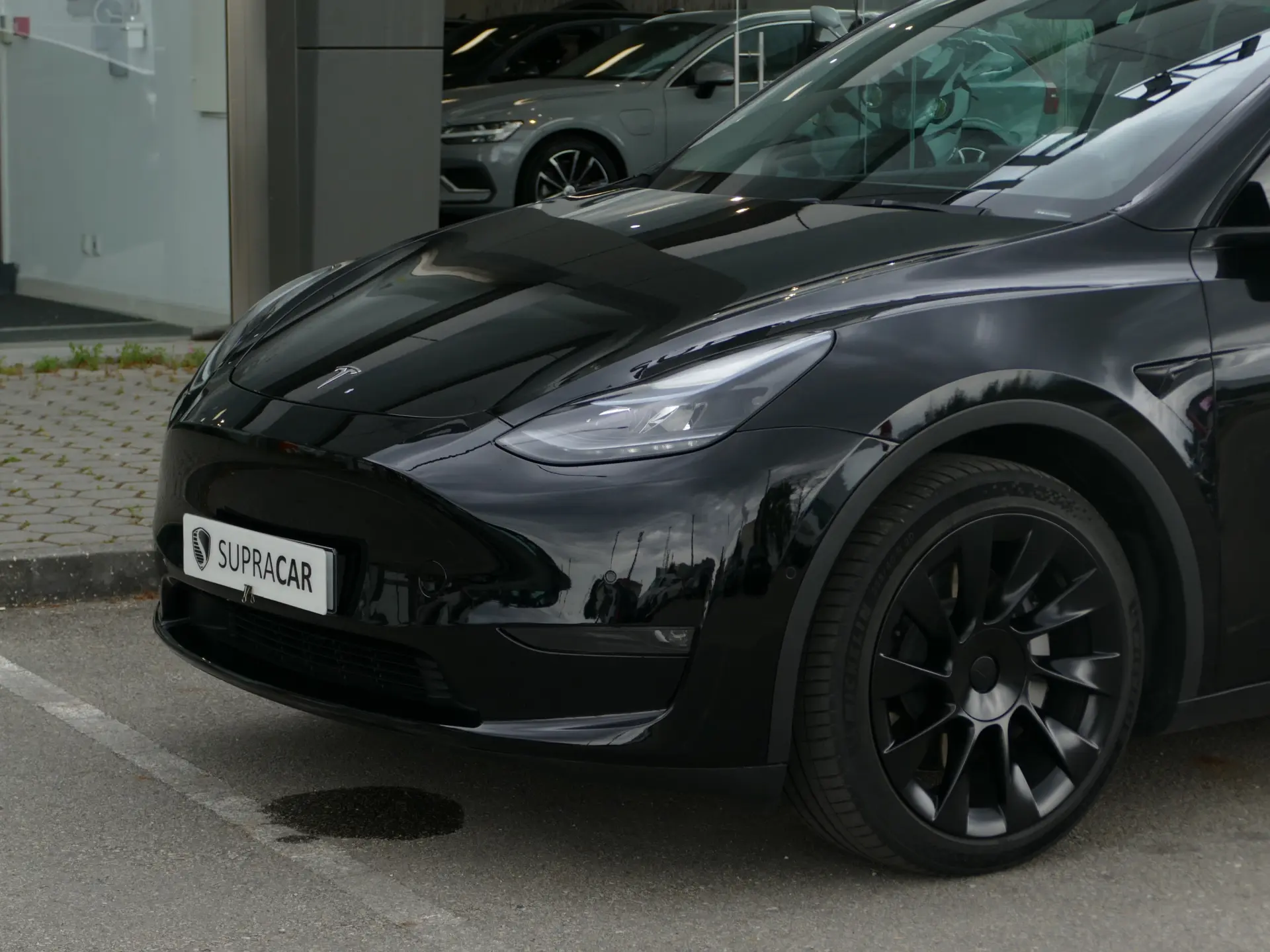 Tesla Model Y Long Range Tração Integral 3