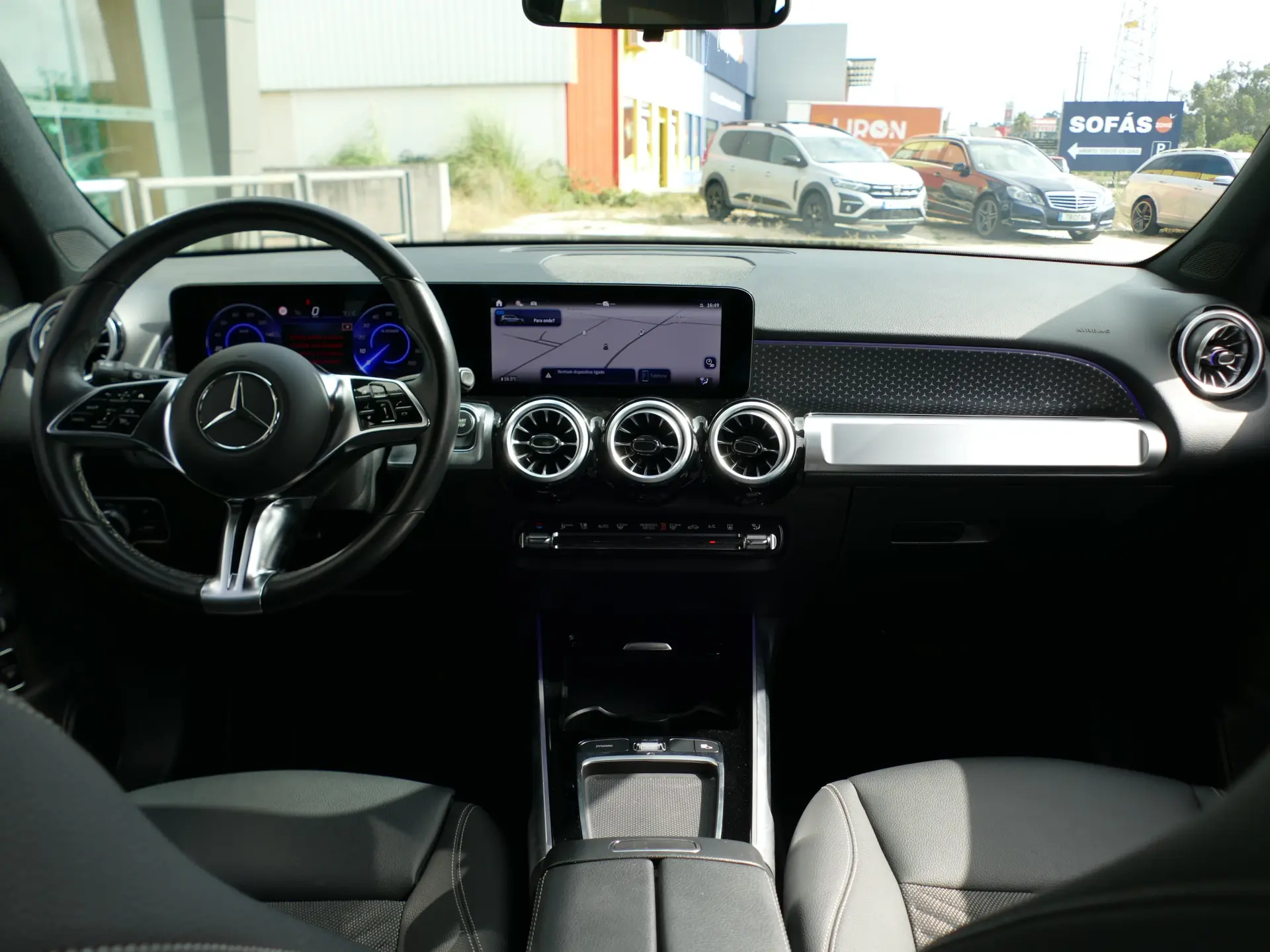 Mercedes-Benz EQB 300 4Matic Progressive 38