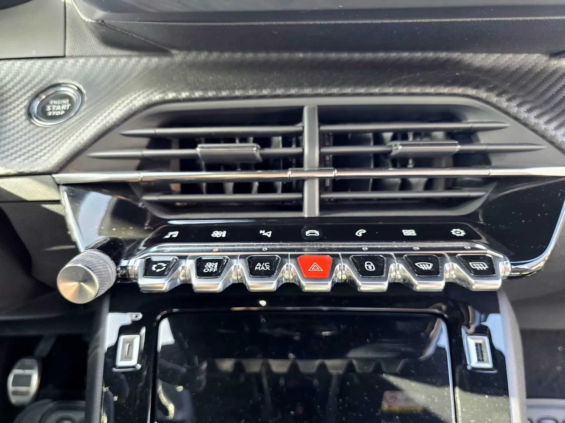 Peugeot 208 1.2 PureTech GT Line 12