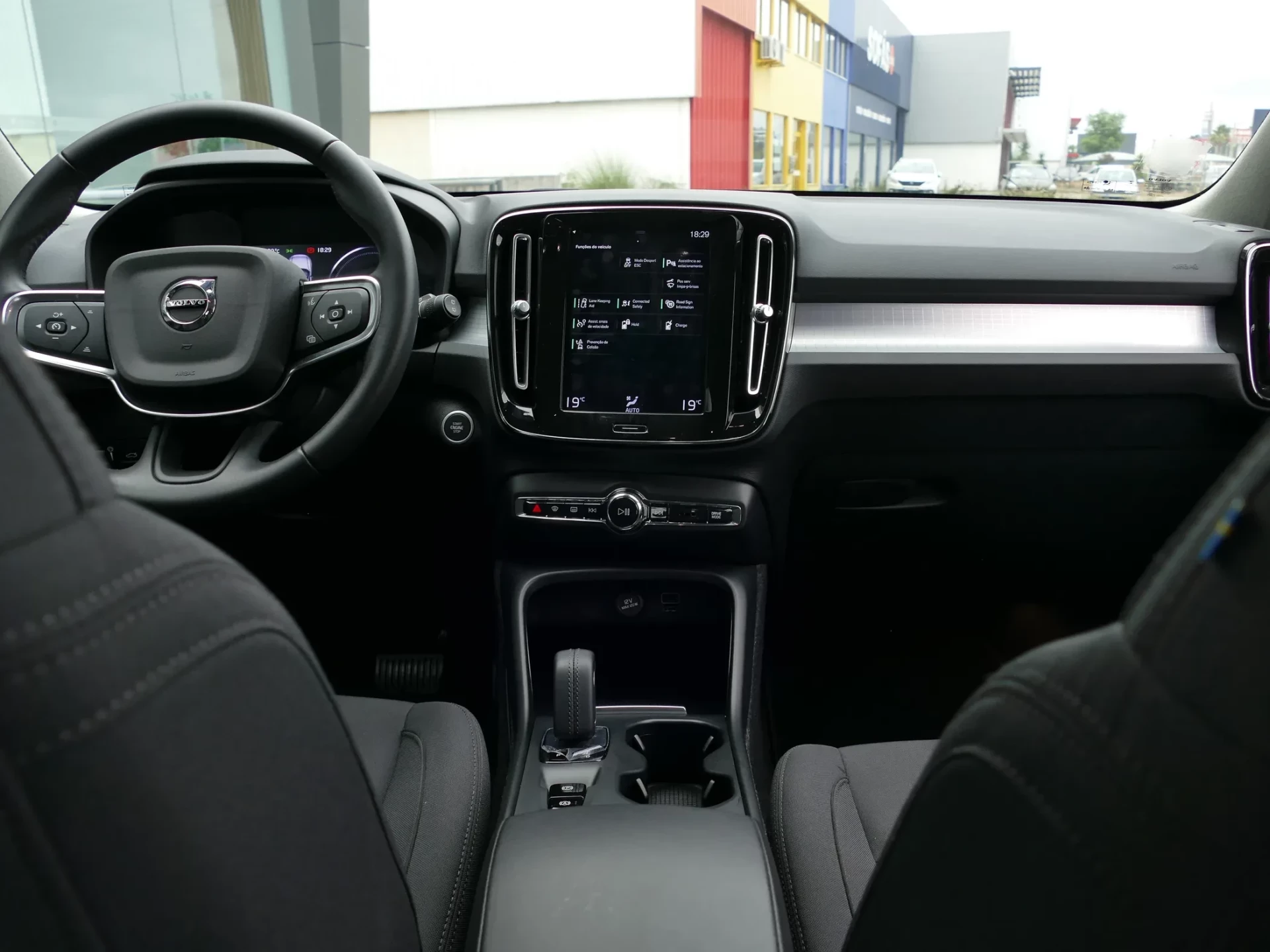 Volvo XC 40 1.5 T5 PHEV Inscription Expression 35
