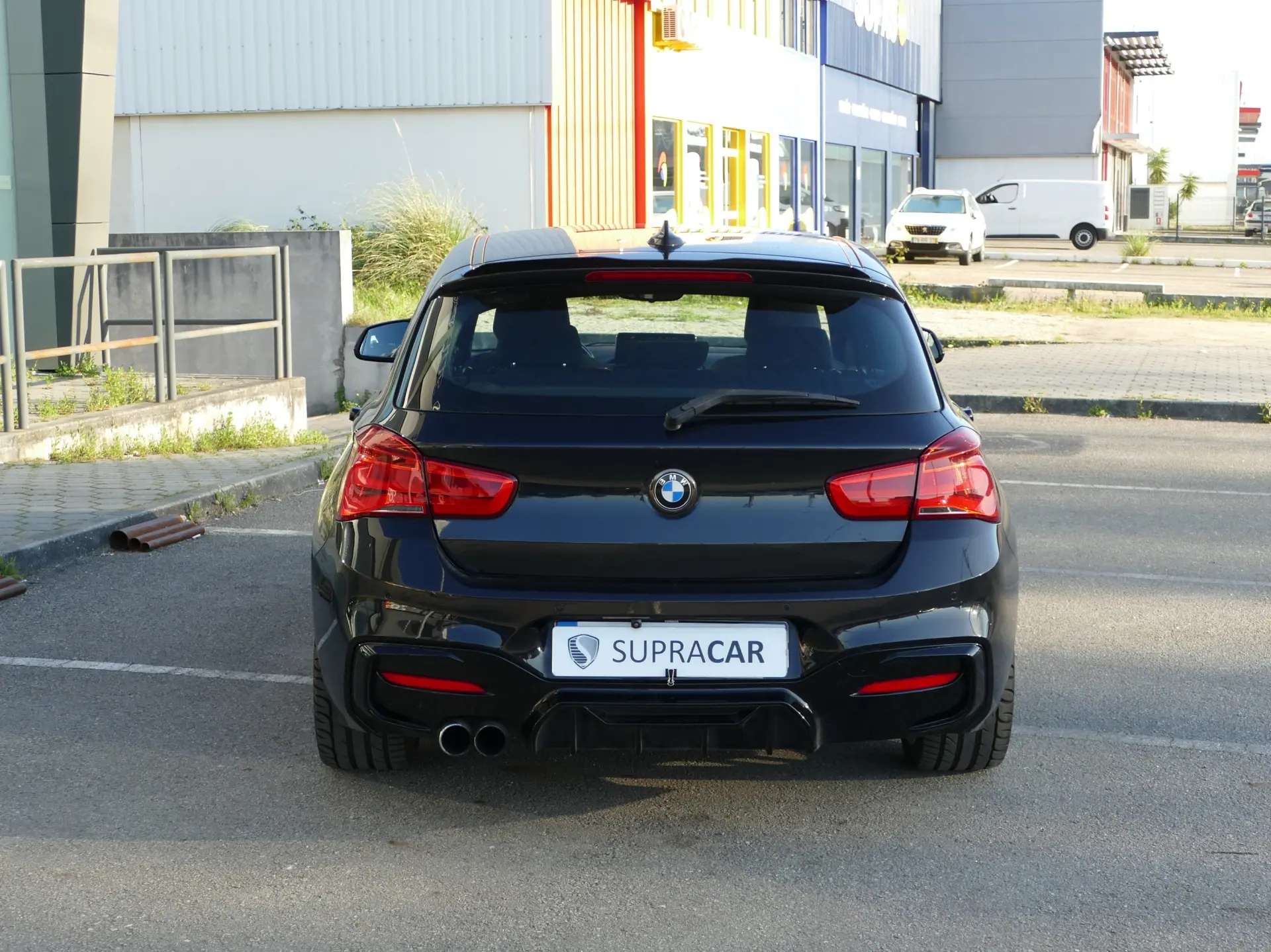 BMW 116 d Pack M Shadow 4