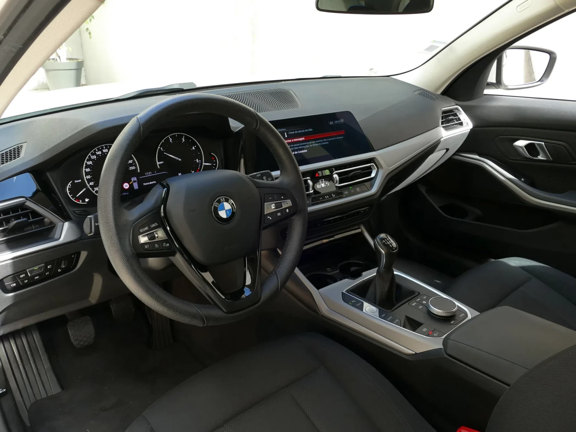 BMW 318 d Touring Corporate Edition 21