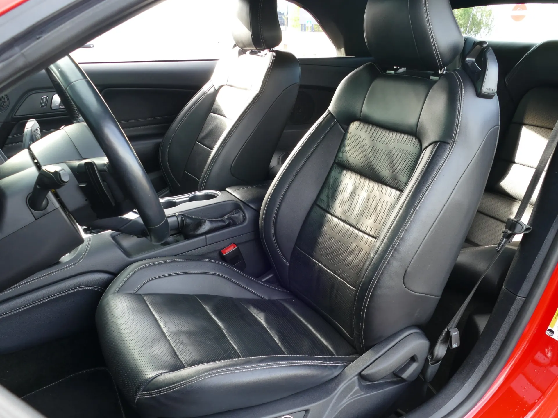 Ford Mustang 2.3i EcoBoost Aut. 26