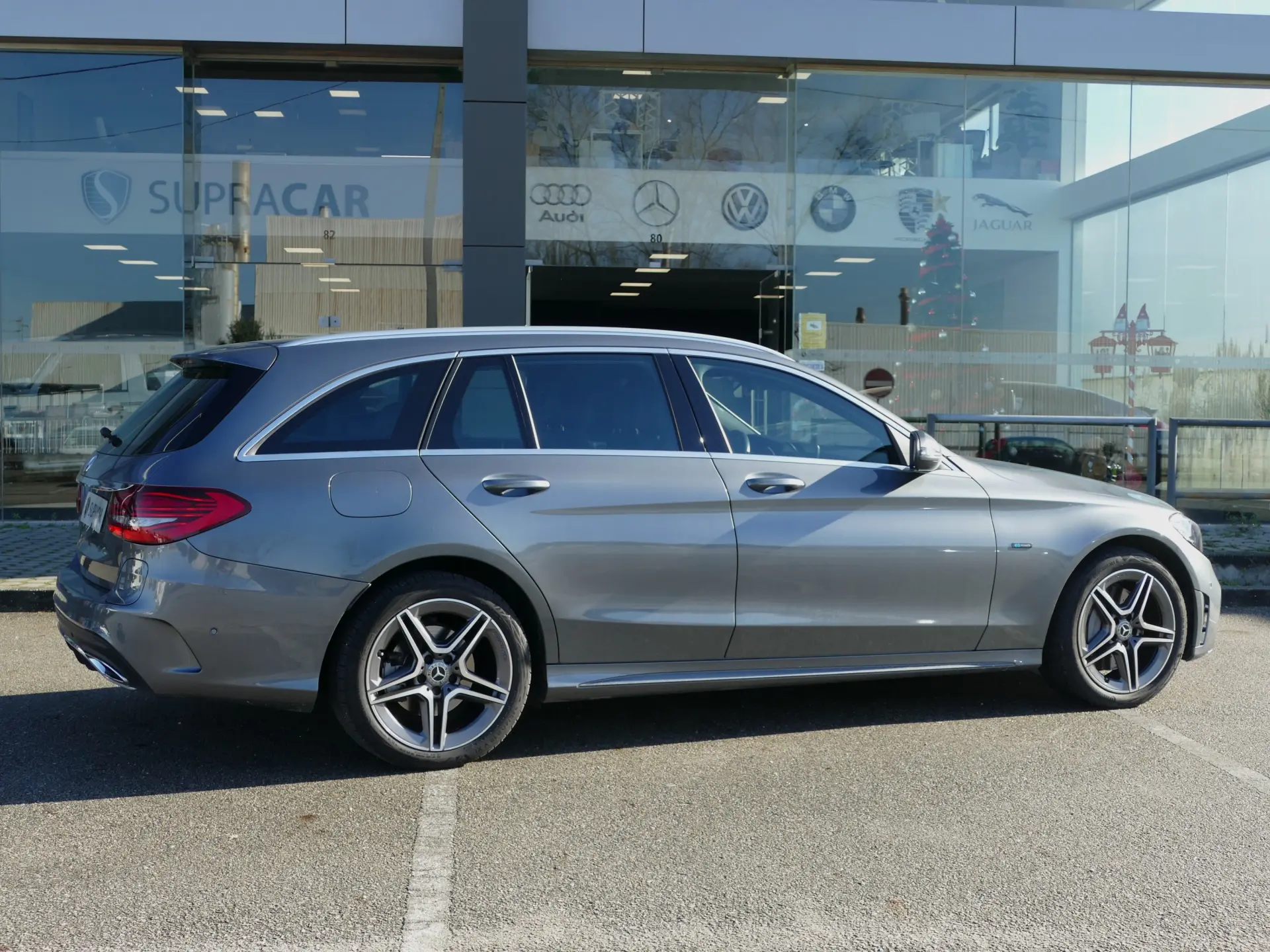 Mercedes-Benz C 300 de T 9G-TRONIC AMG Line 16