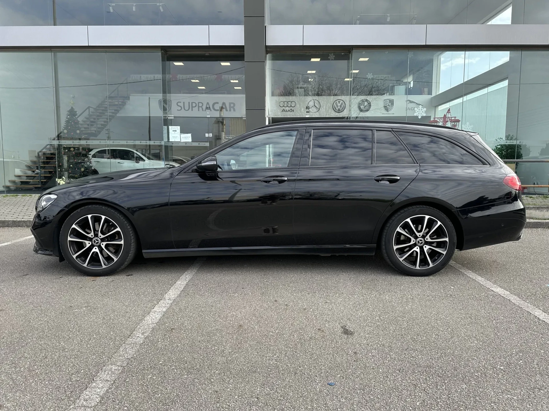 Mercedes-Benz E 220 d Avantgarde 5