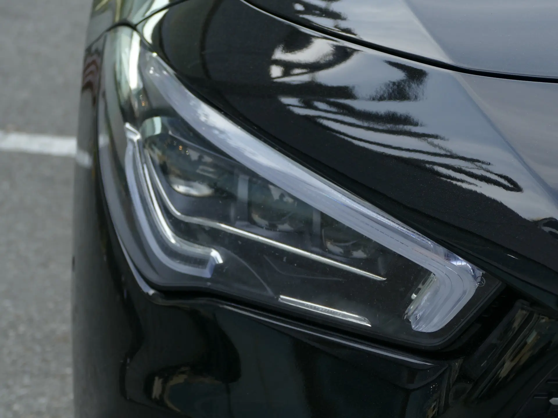 Mercedes-Benz CLA 250 e Shooting Brake AMG Line 11