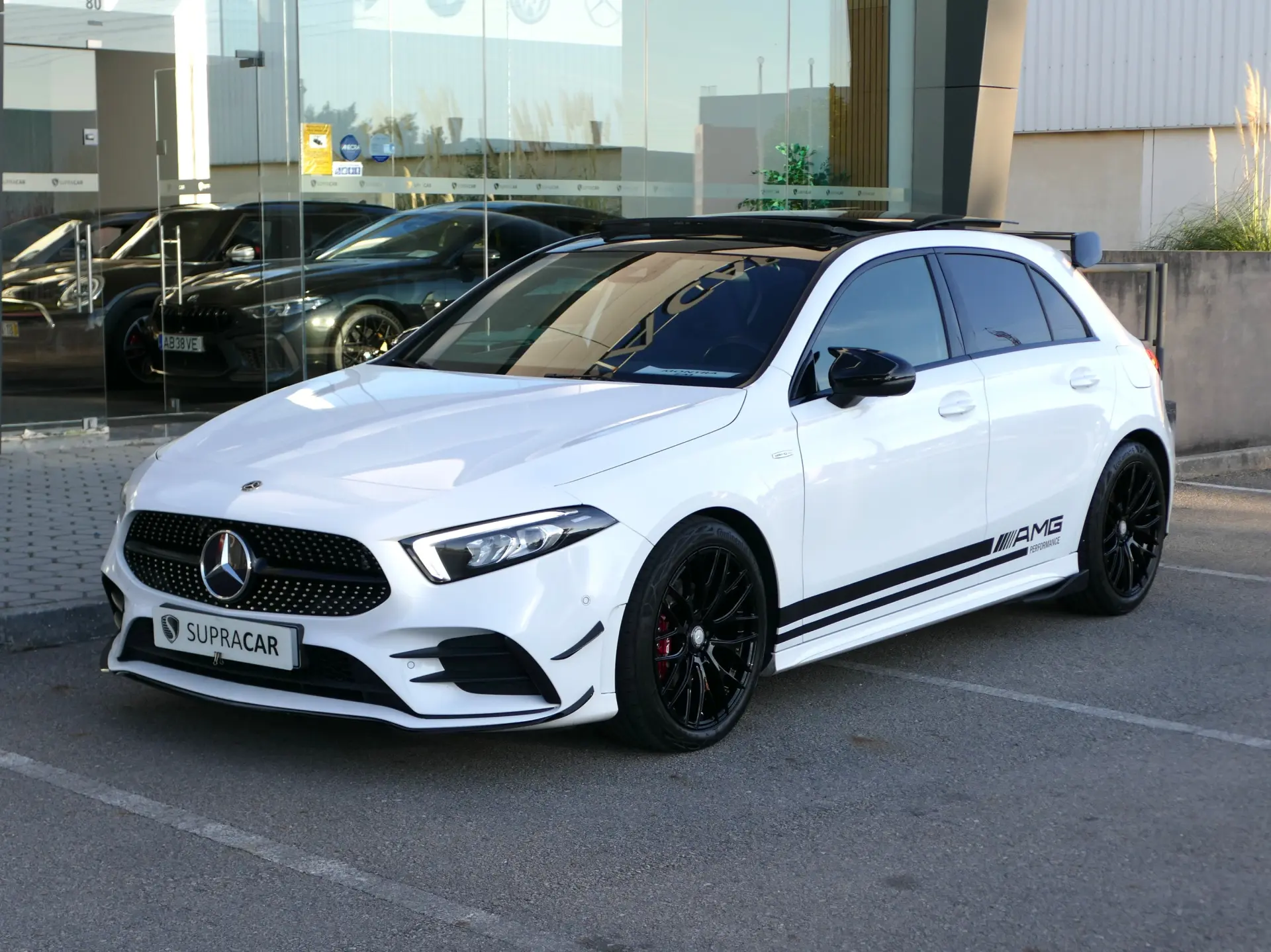 Mercedes-Benz A 180 d AMG Line Aut. 1