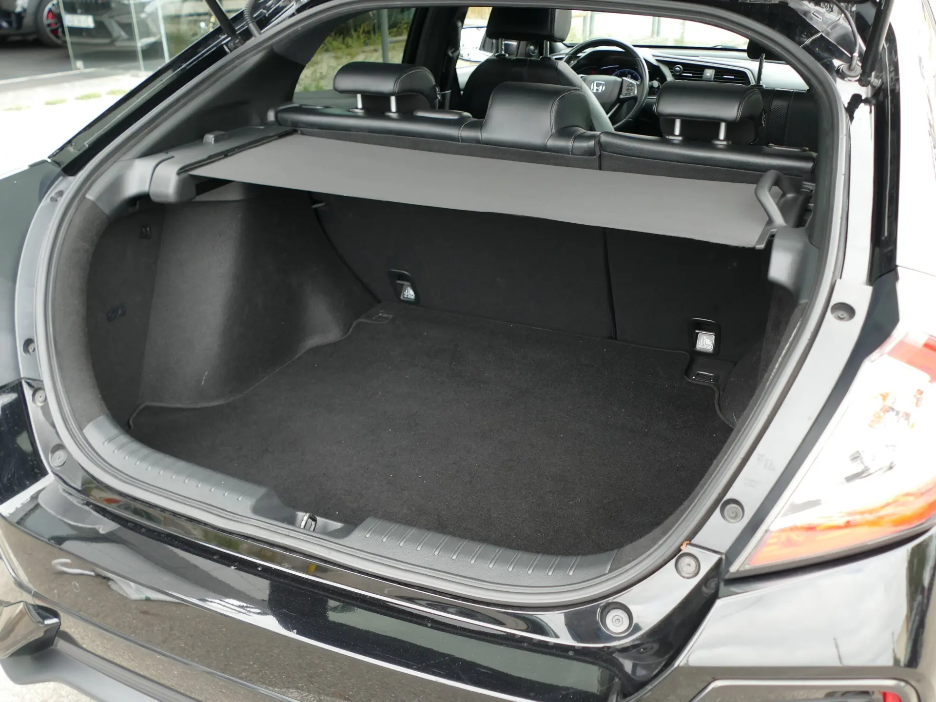 Honda Civic 1.6 i-DTEC Executive Premium 9AT 13