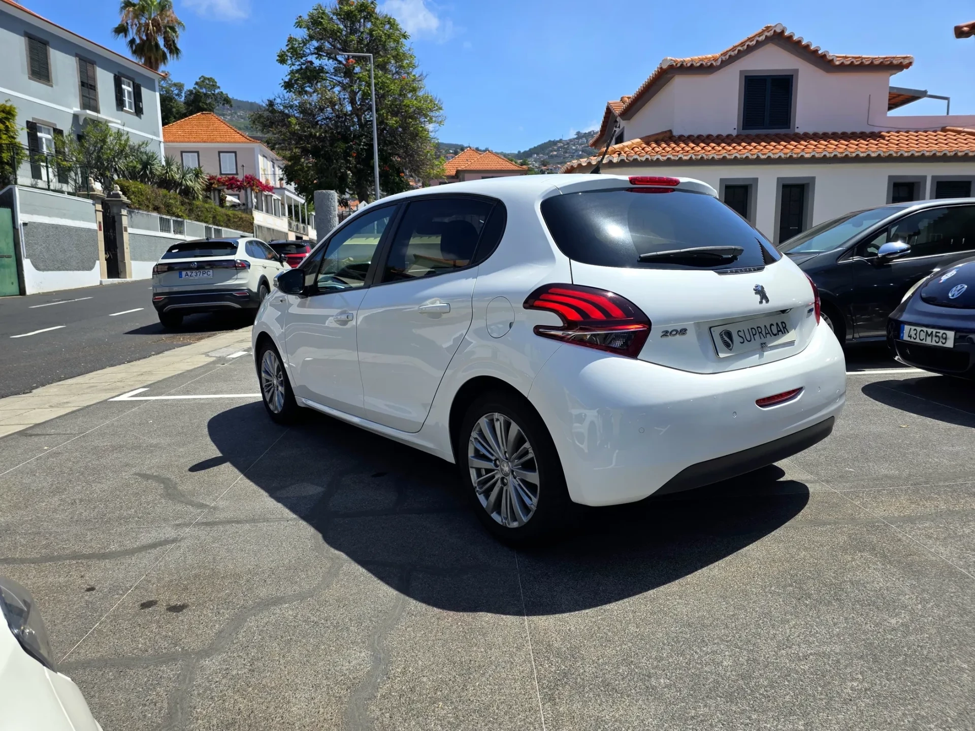 Peugeot 208 1.6 BlueHDi Style 3