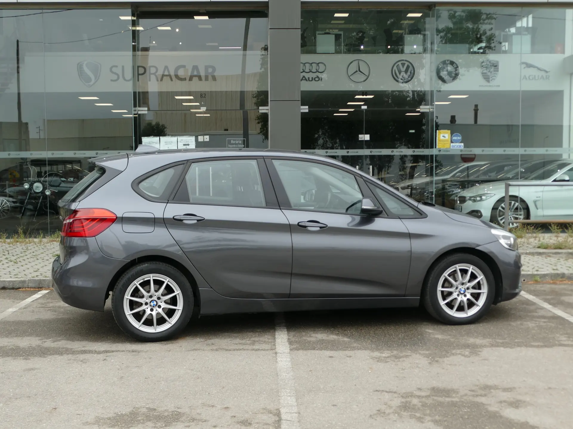 BMW 216 Active Tourer d Advantage Auto 39