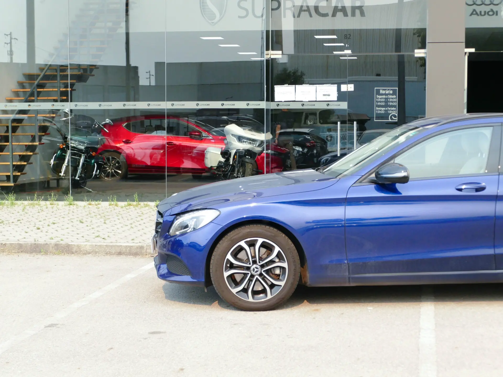 Mercedes-Benz C 300 h Avantgarde+ 14