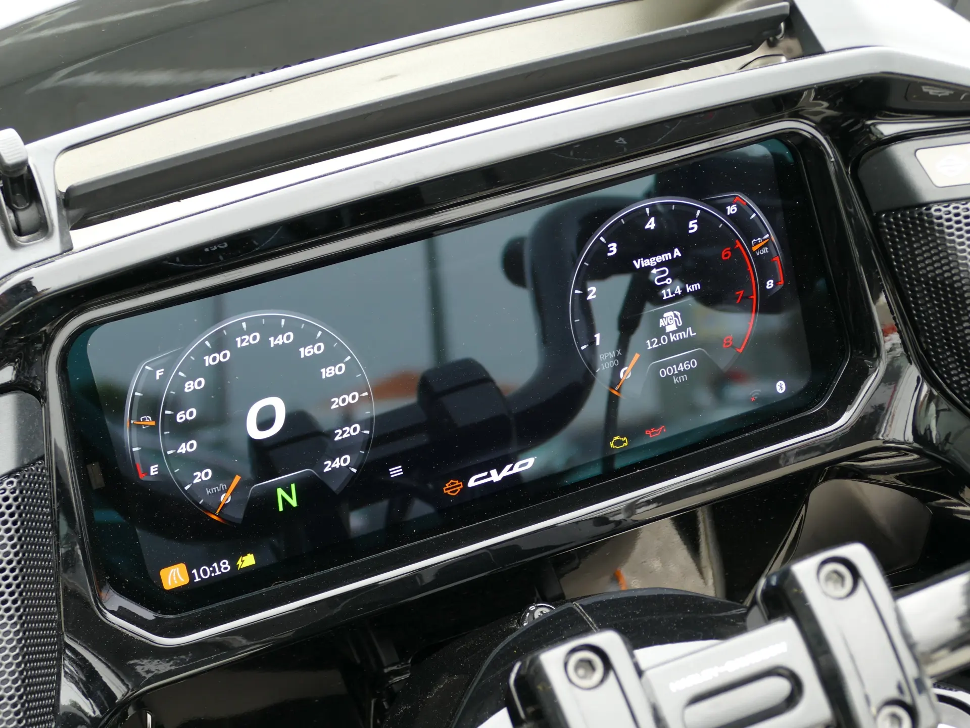Harley-Davidson FL CVO ROAD GLIDE ST 26