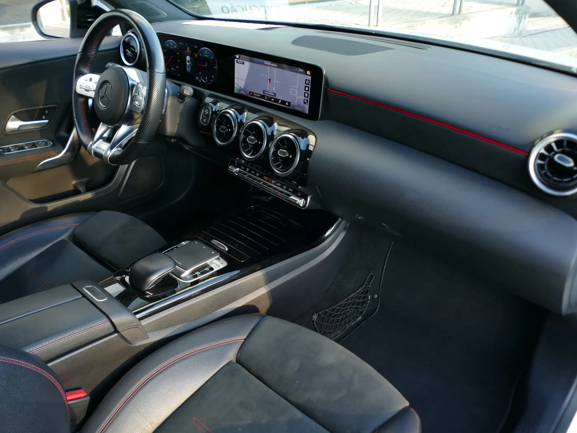Mercedes-Benz A 180 d AMG Line Aut. 29
