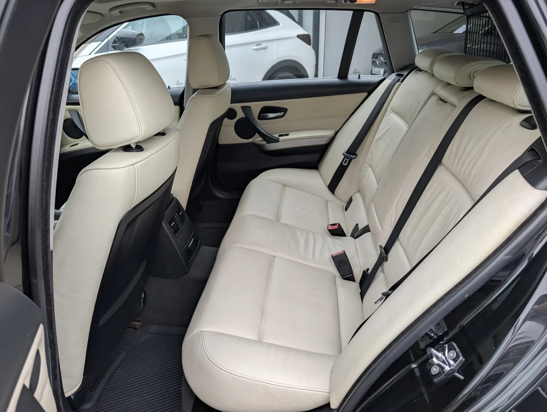 BMW 320 d Touring Exclusive 11