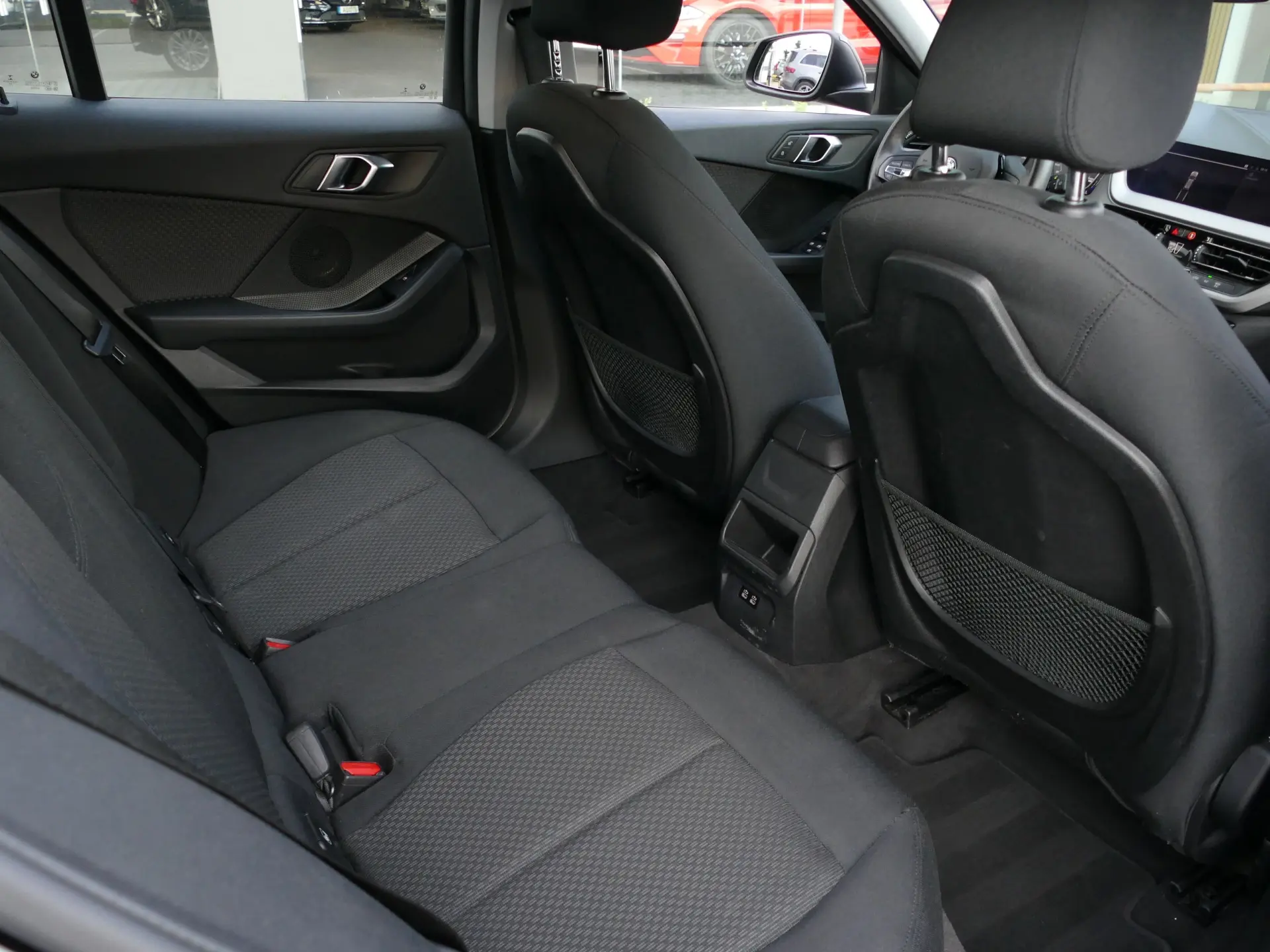 BMW 116 d Corporate Edition Auto 29