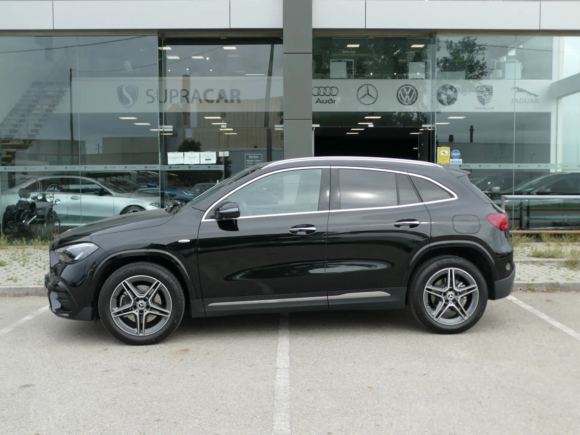Mercedes-Benz GLA 250 e AMG Line 40