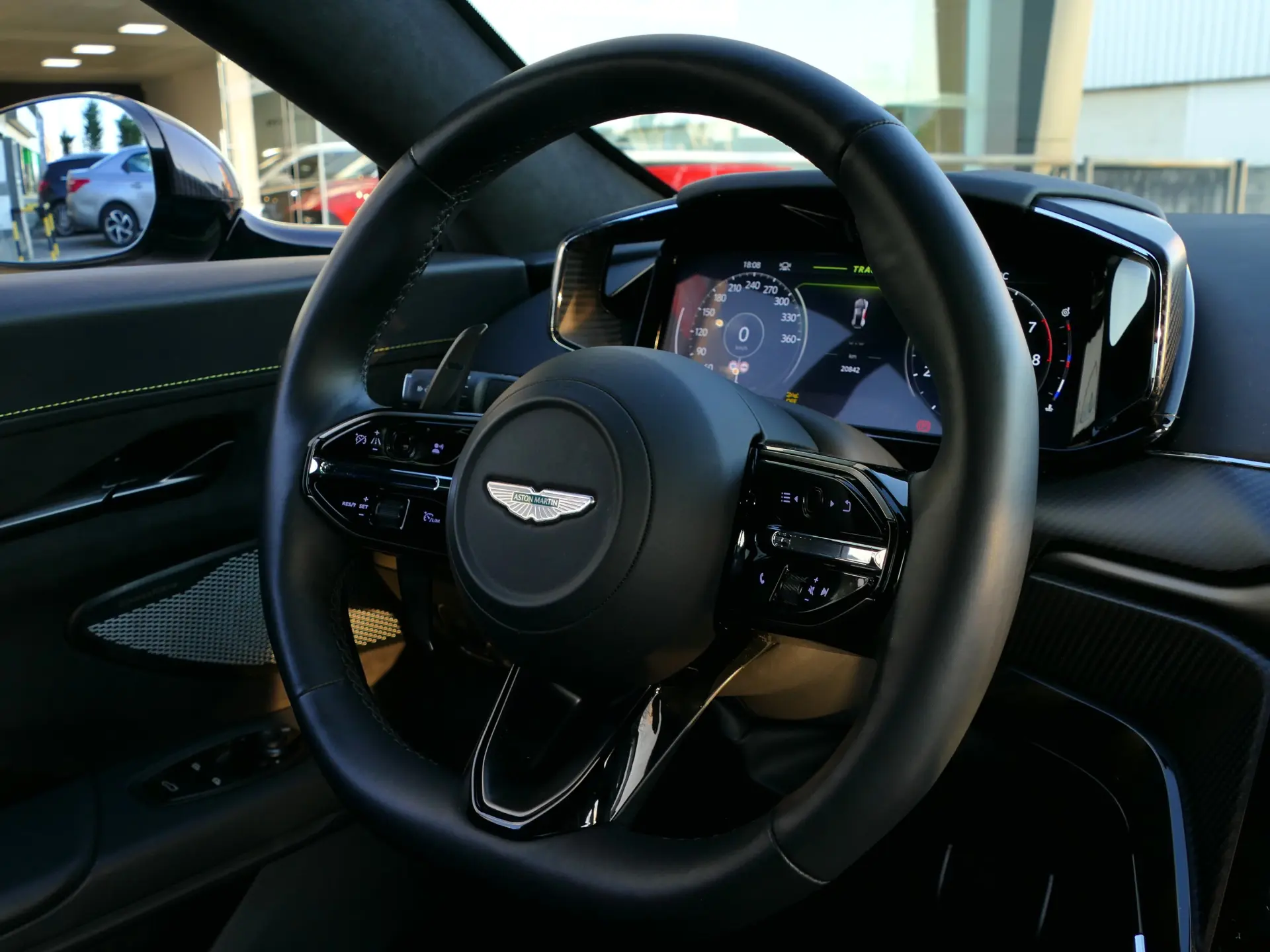 Aston Martin Vantage Coupe V8 52