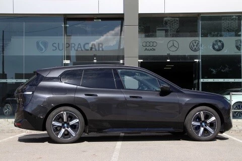 BMW iX xDrive 40 5