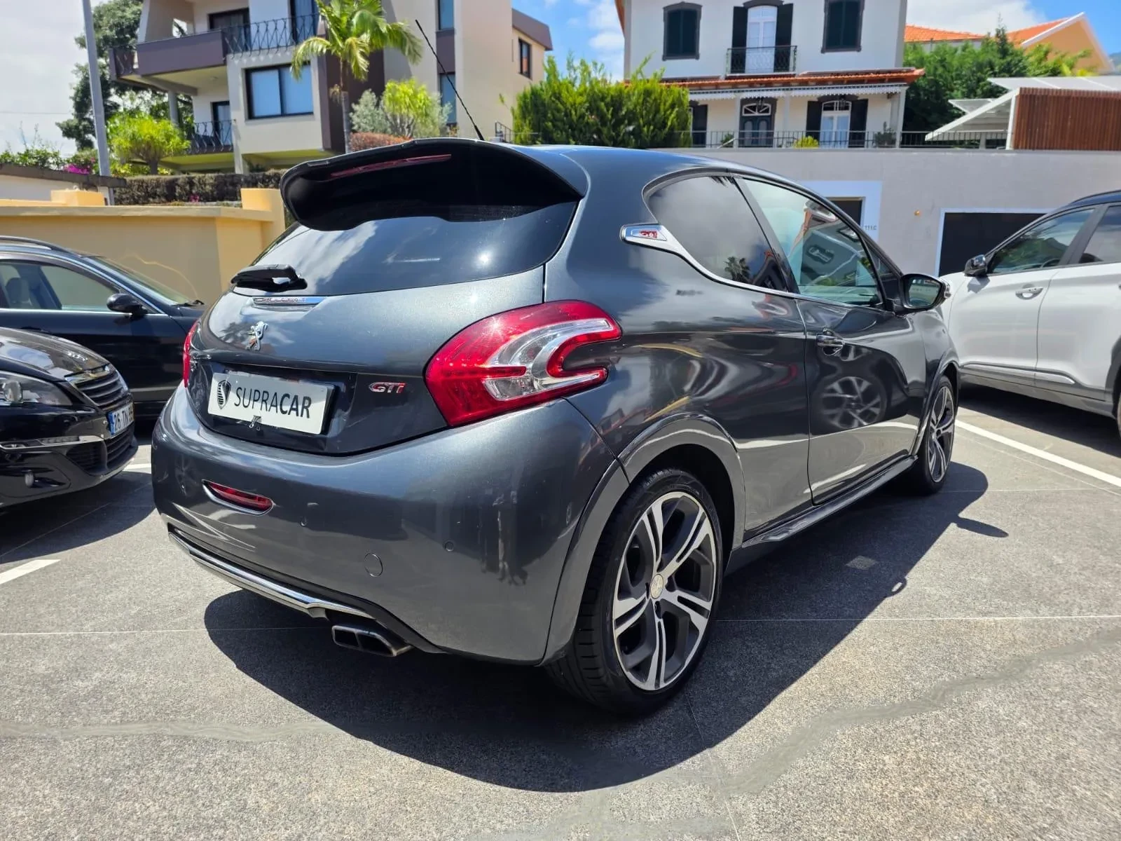 Peugeot 208 1.6 THP GTi Limited Edition 6