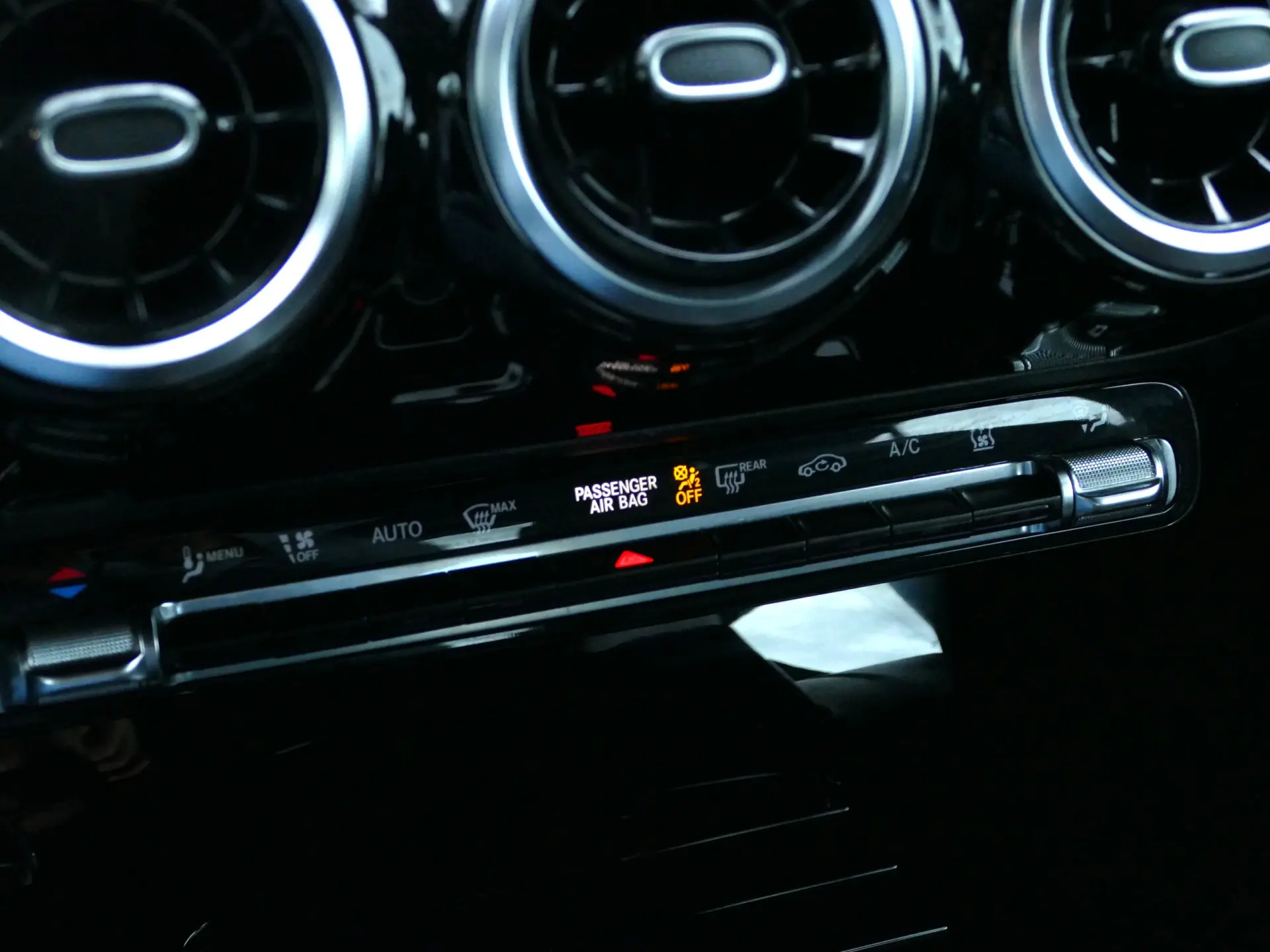 Mercedes-Benz A 250 e Style Plus 22