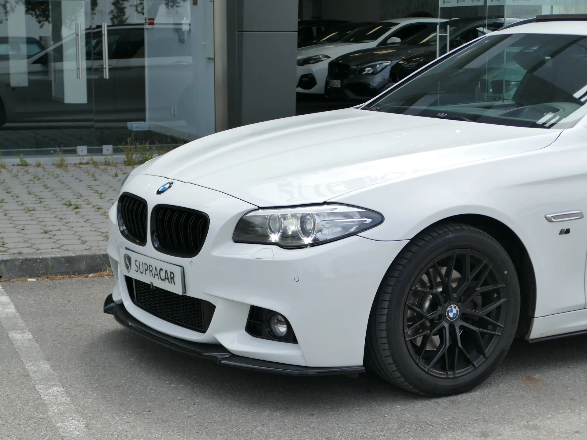 BMW 520 d Pack M Auto 3