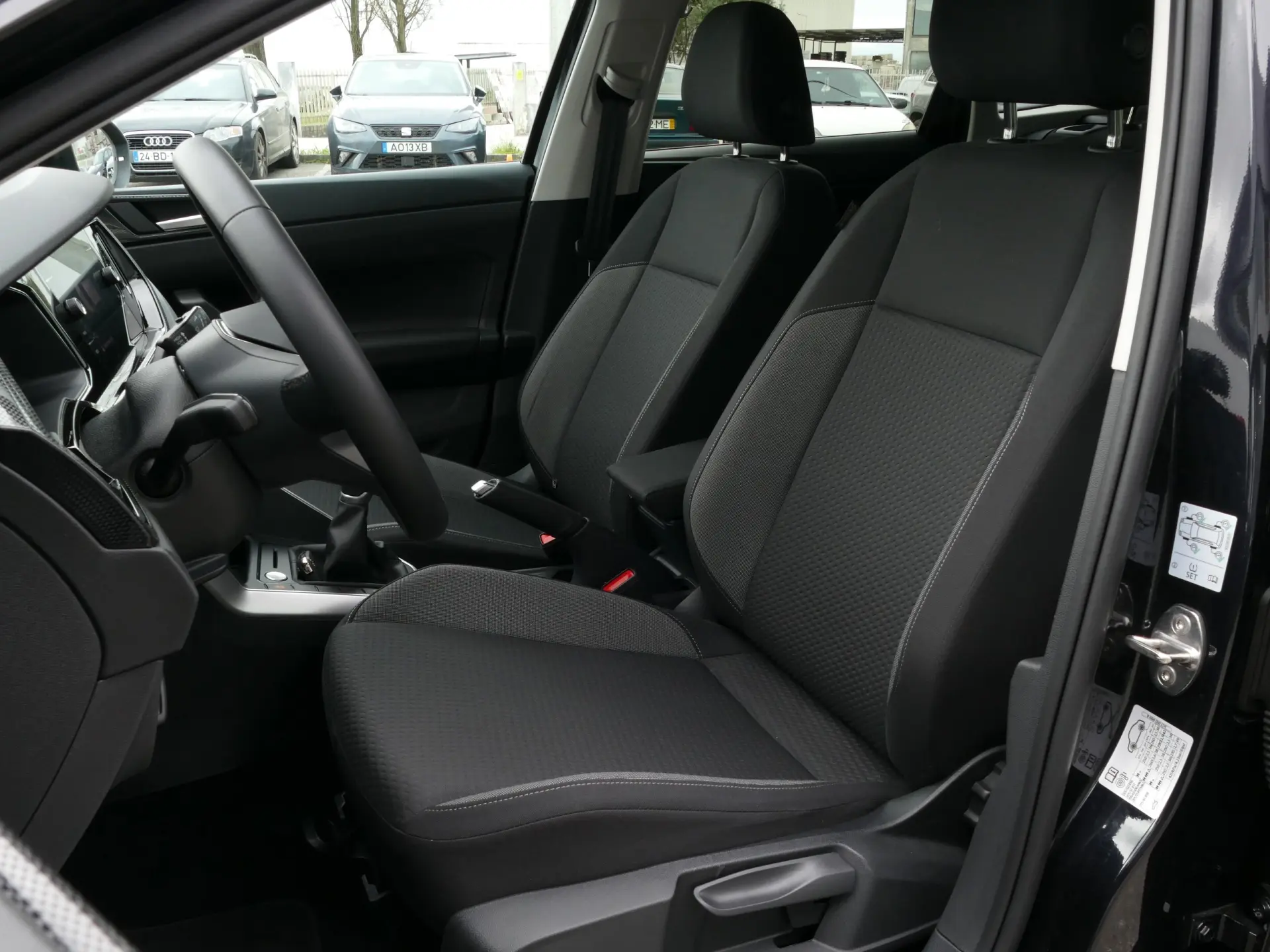 Volkswagen Taigo 1.0 TSI Urban 26