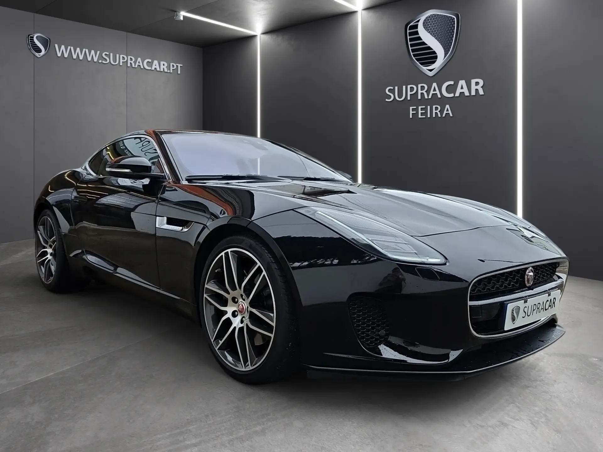 Jaguar F-Type 2.0 i4 R-Dynamic 2