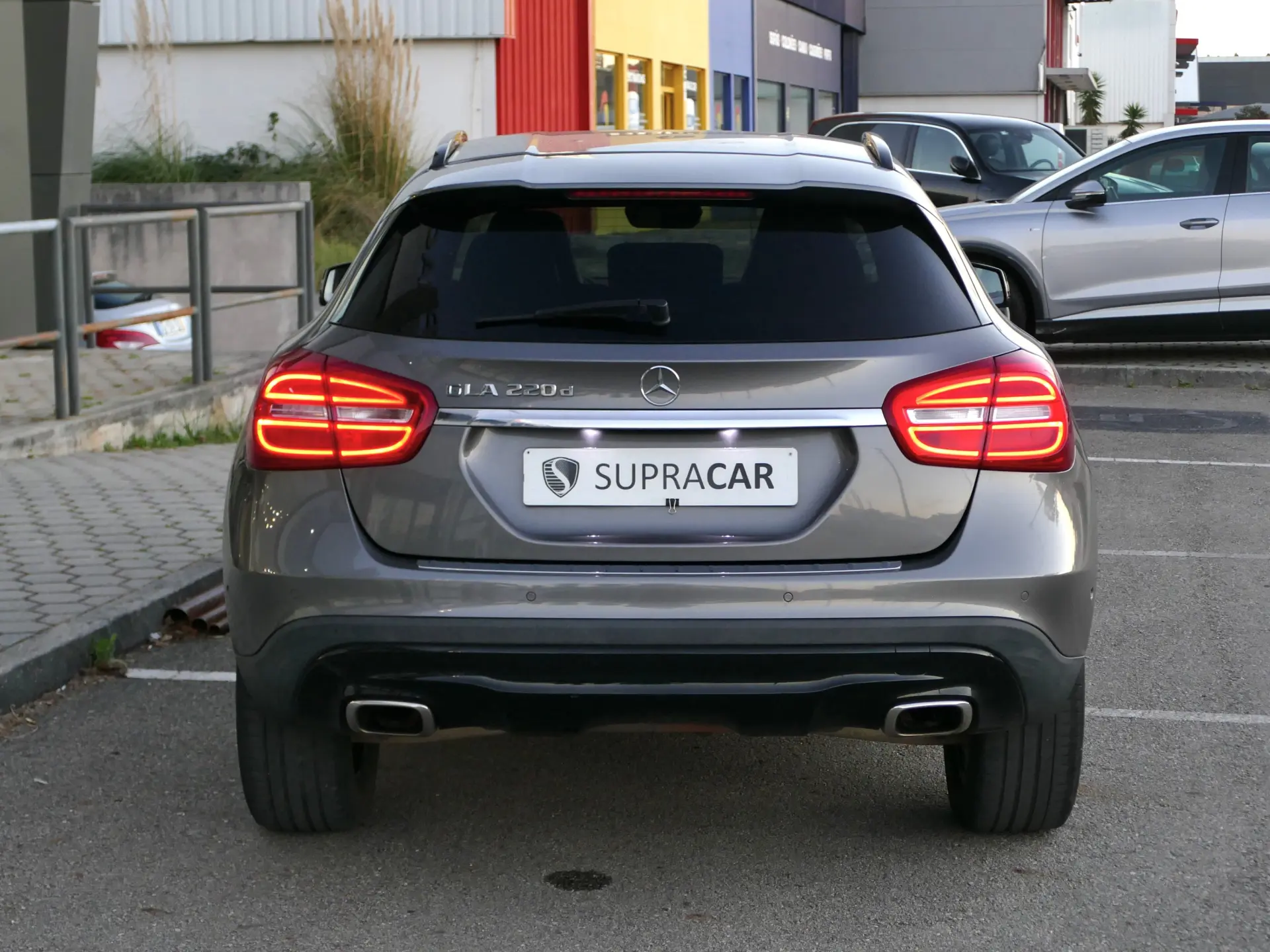 Mercedes-Benz GLA 220 d Urban 5