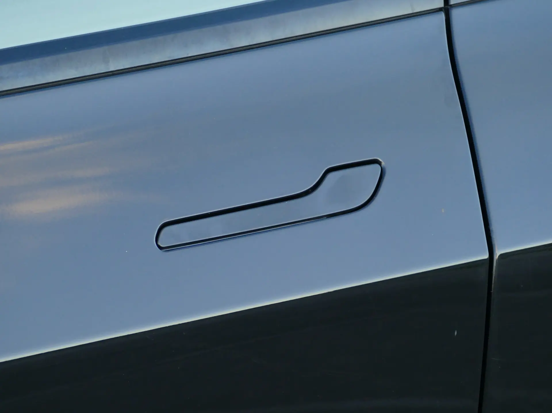 Tesla Model 3 Performance Dual Motor AWD 8
