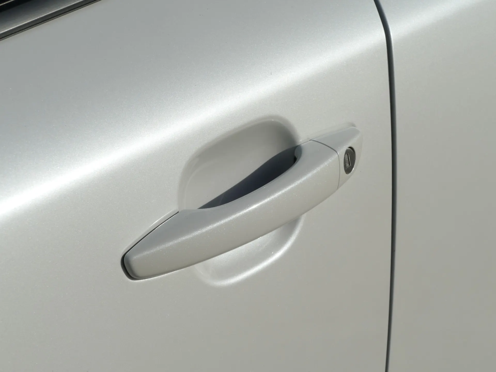 Peugeot 2008 1.2 PureTech Allure EAT8 7