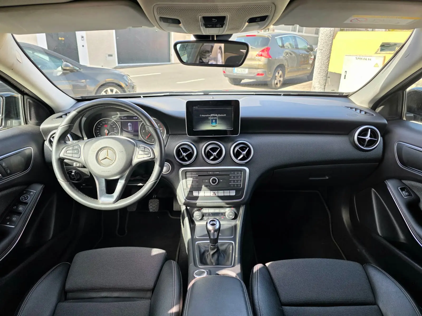 Mercedes-Benz A 180 d Urban 25