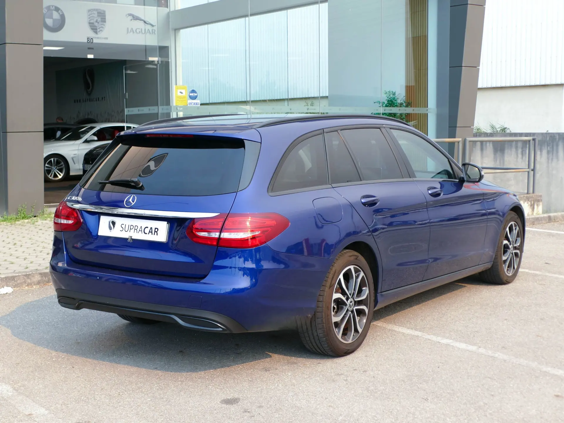 Mercedes-Benz C 300 h Avantgarde+ 4