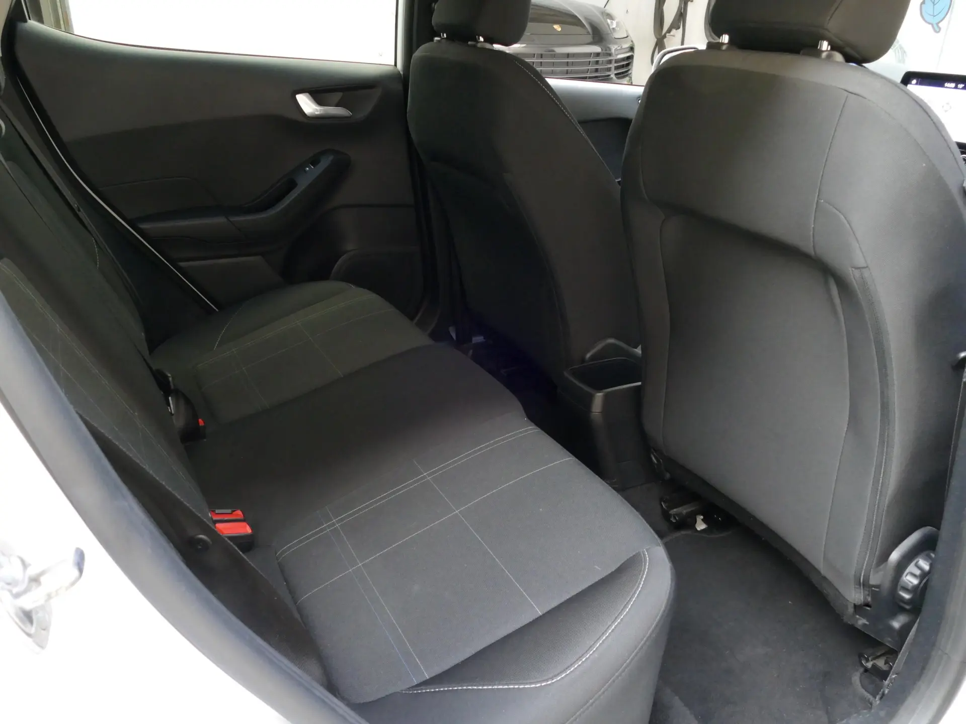 Ford Fiesta 1.0 EcoBoost Connected 28