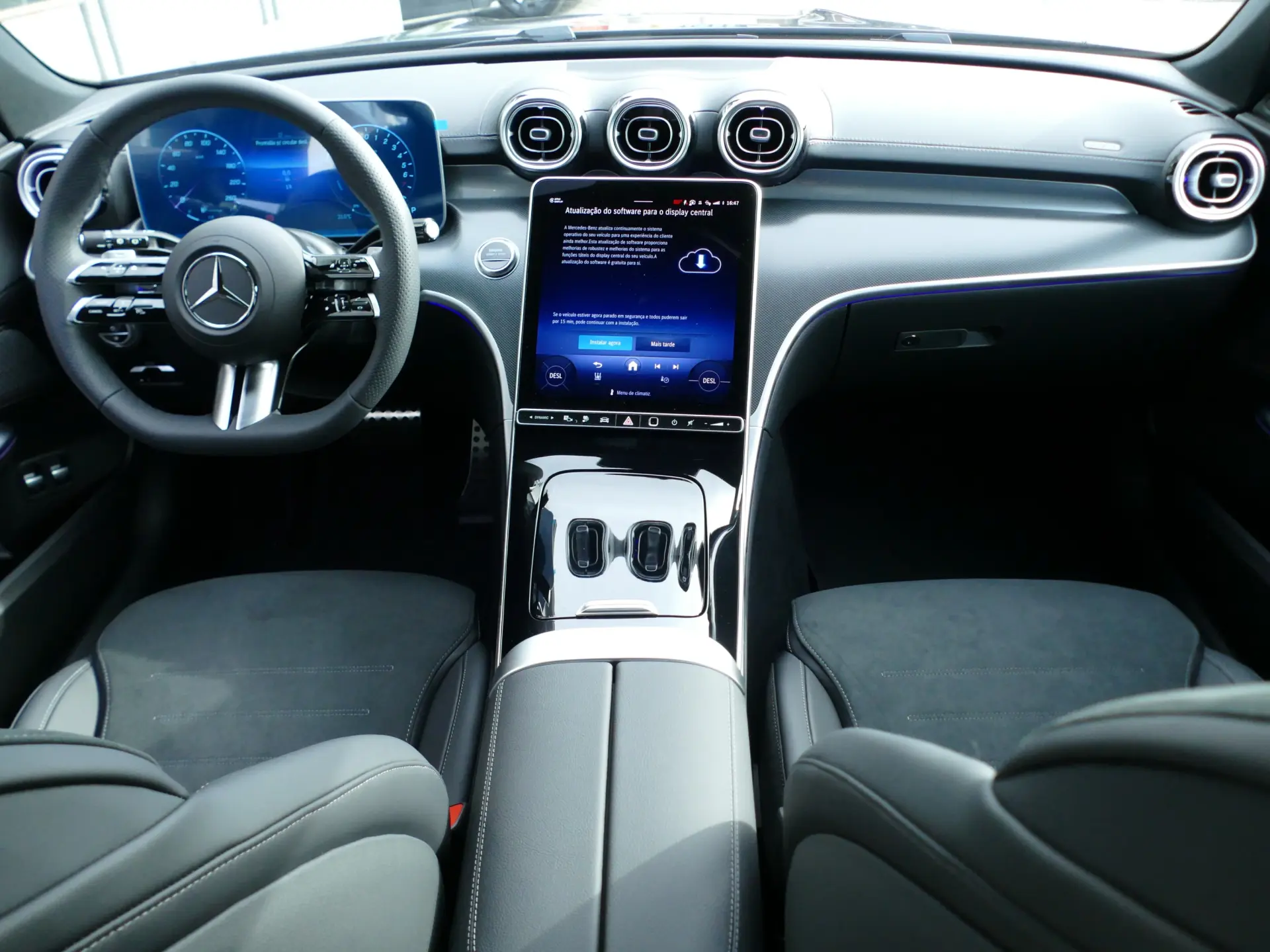 Mercedes-Benz C 300 e AMG Line 37