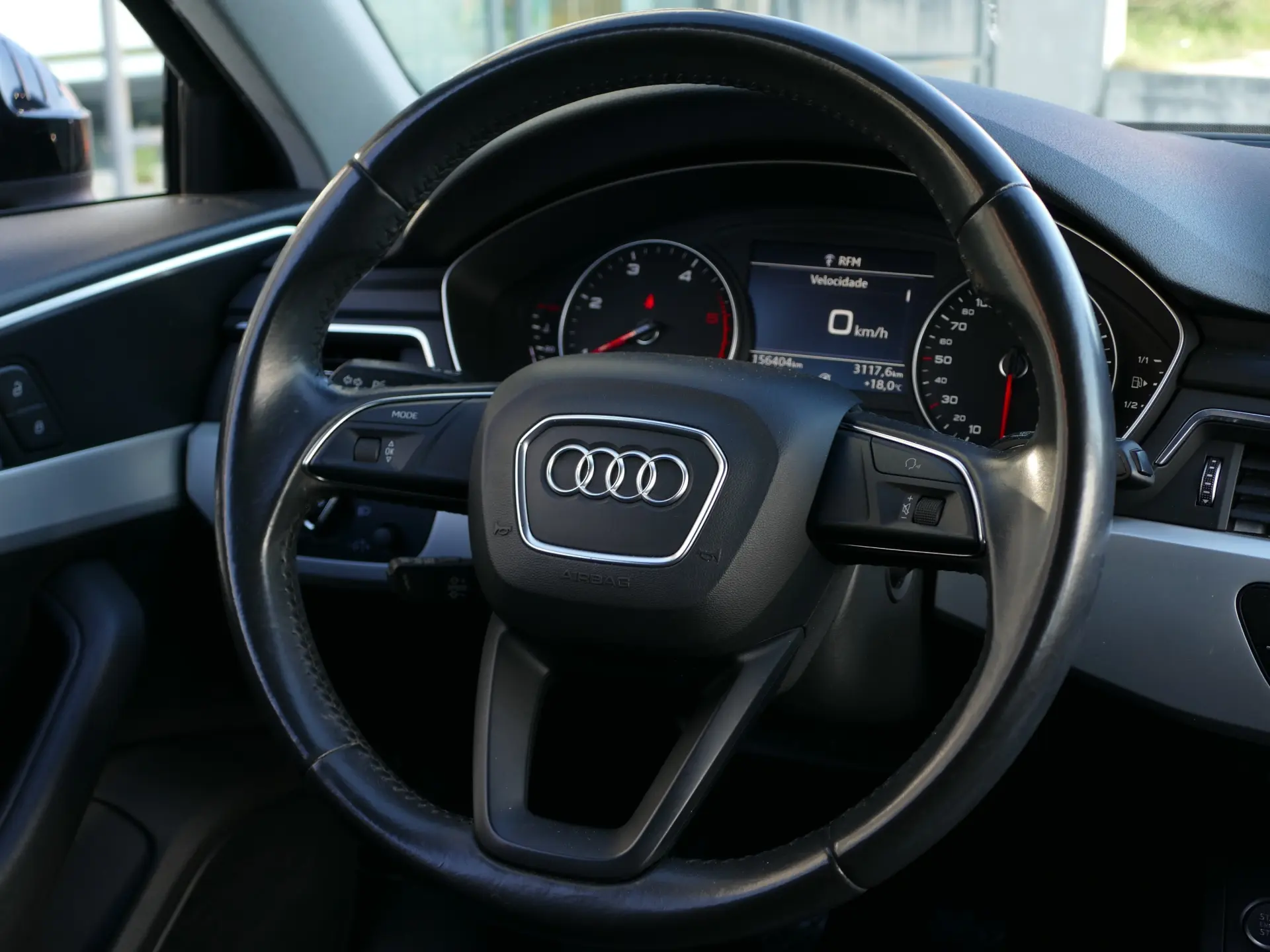 Audi A4 Avant 2.0 TDI 35