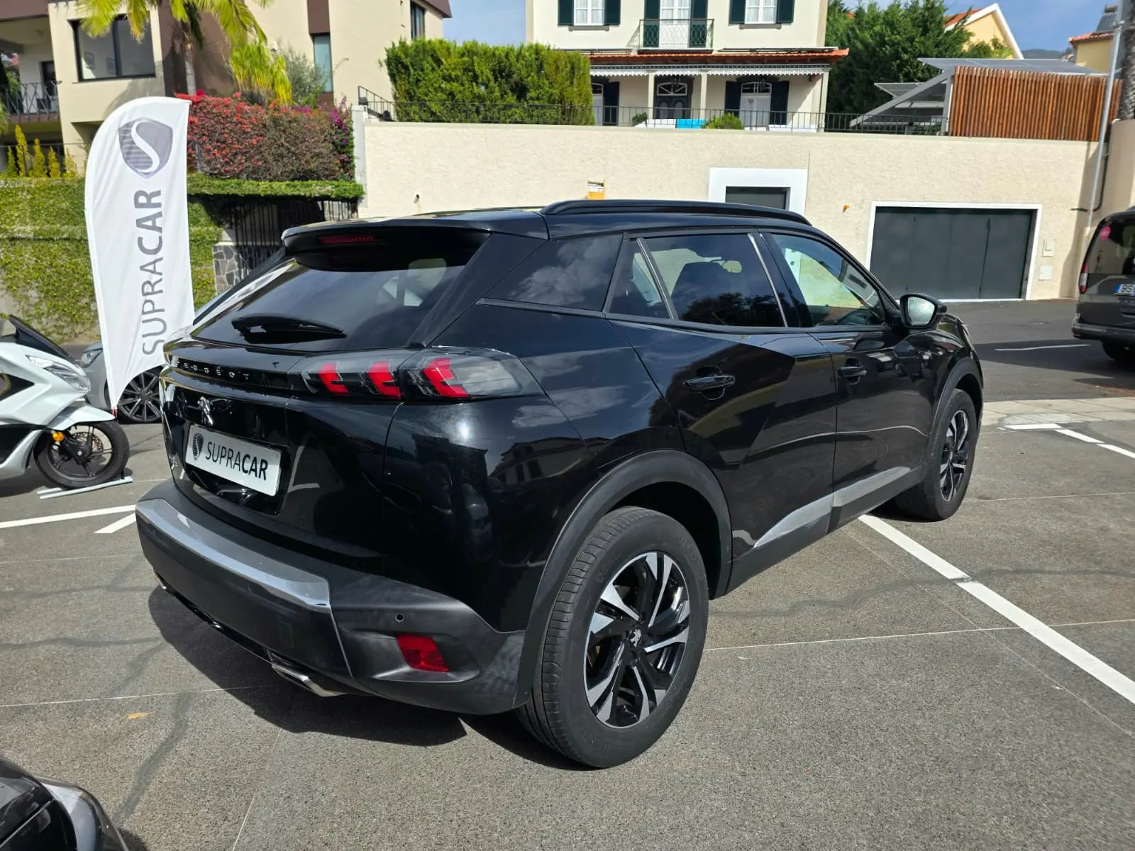 Peugeot 2008 1.2 PureTech GT Line 5
