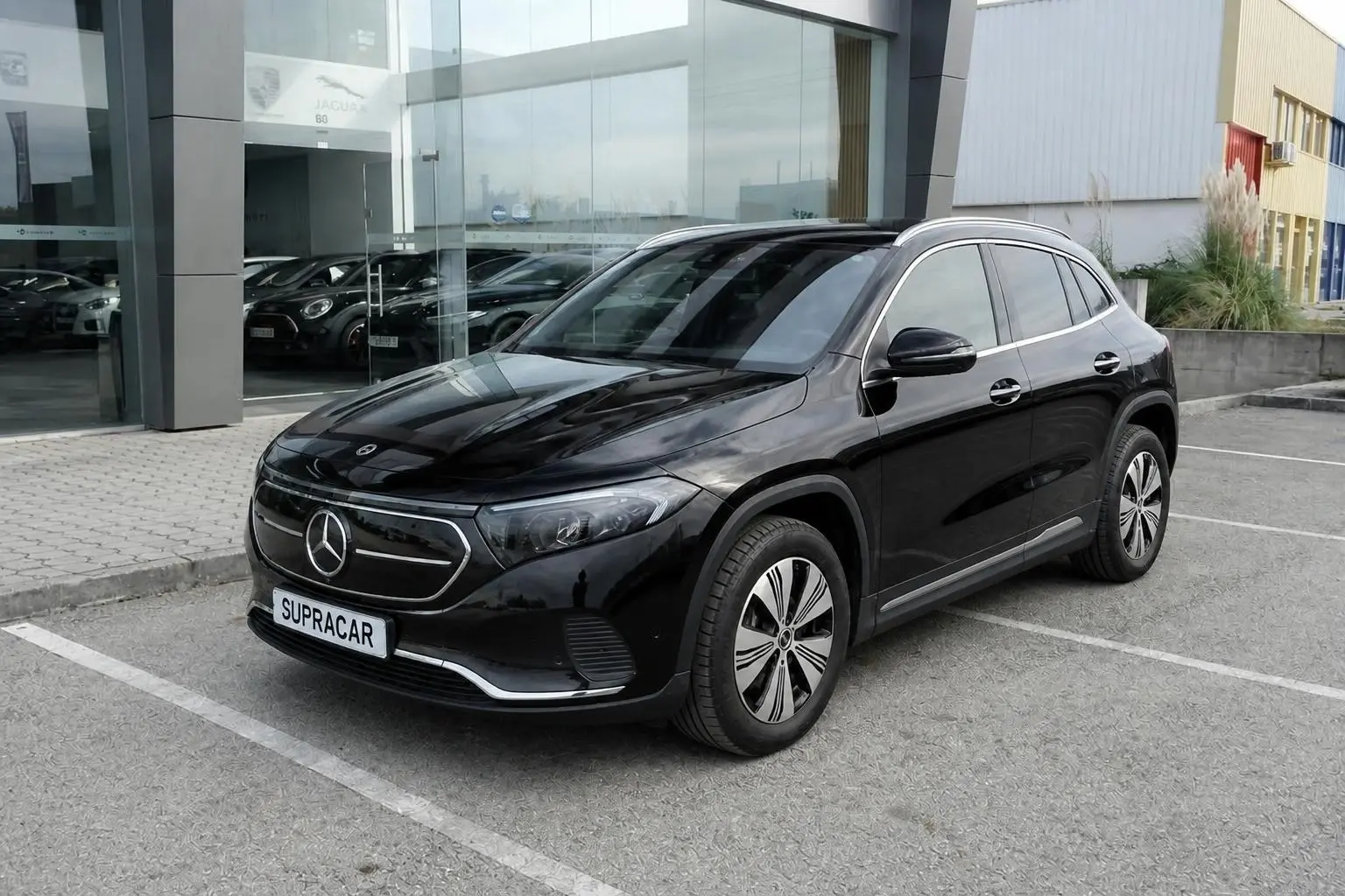 Mercedes-Benz EQA 250 Progressive 1